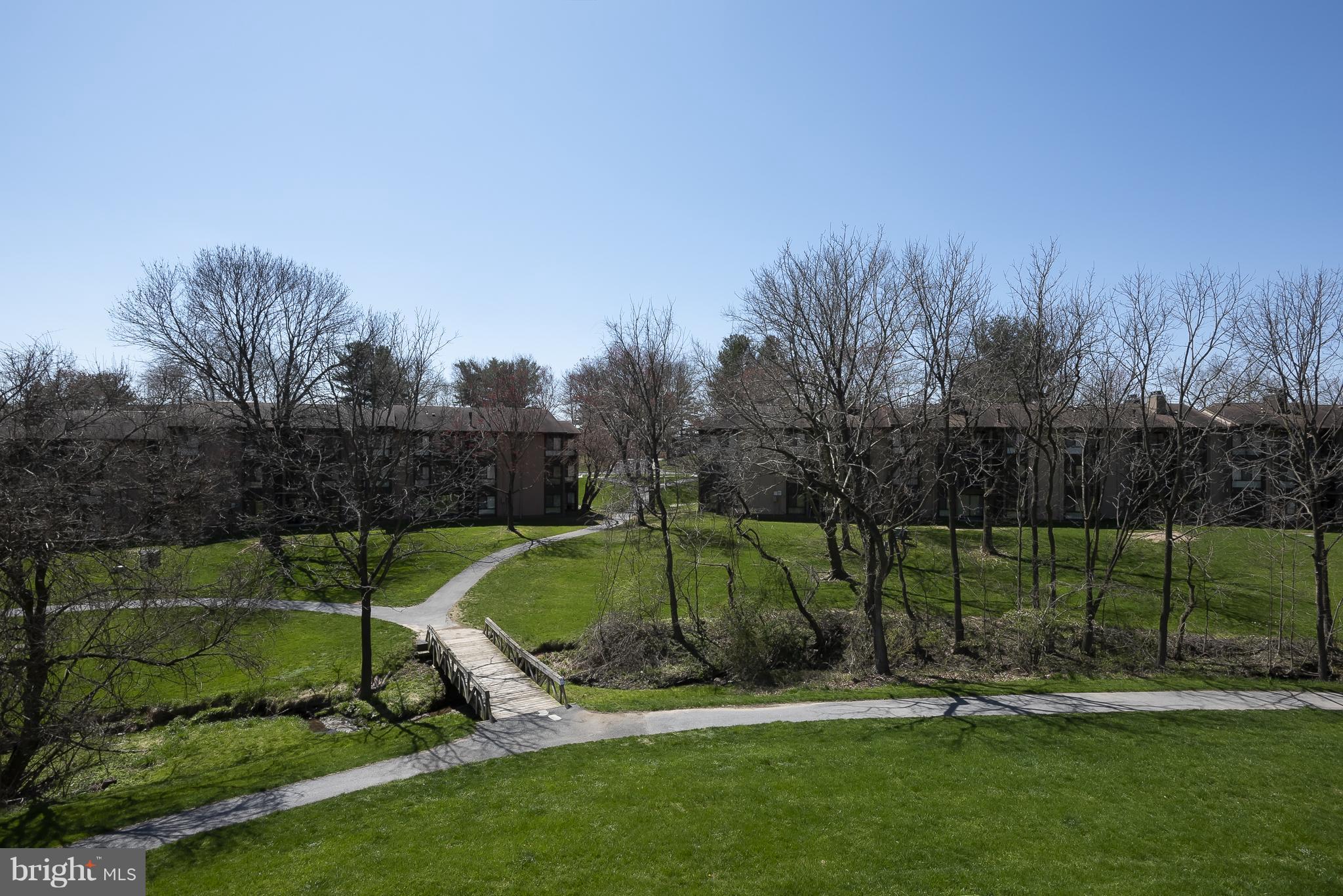 VILLAGE OF LONG REACH - Residential