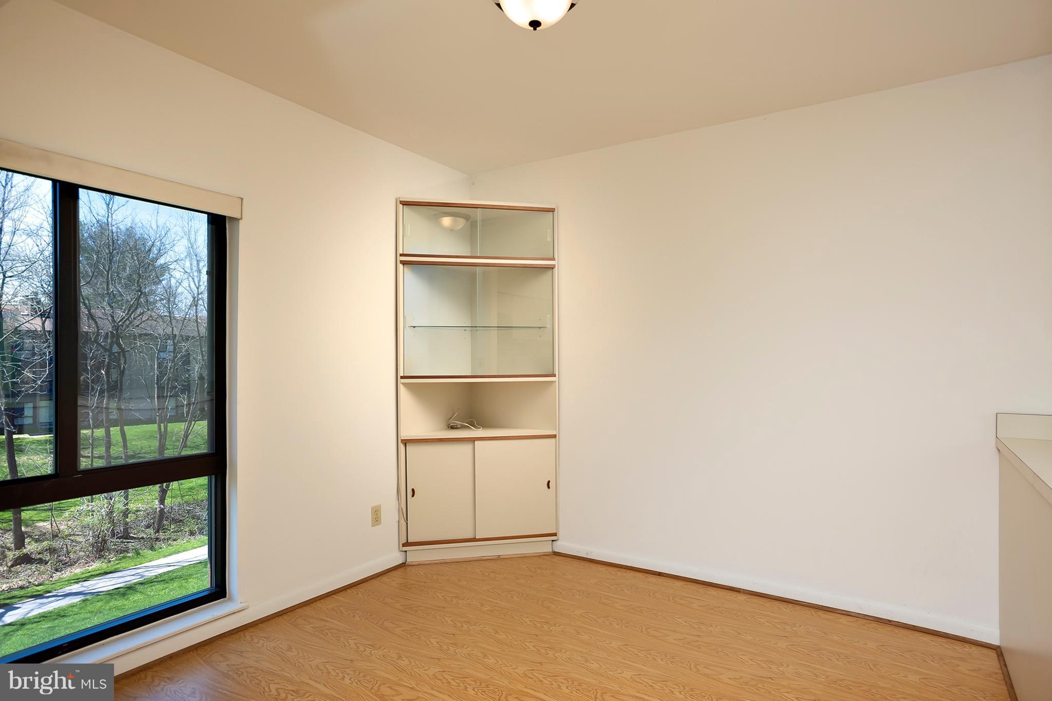 VILLAGE OF LONG REACH - Residential