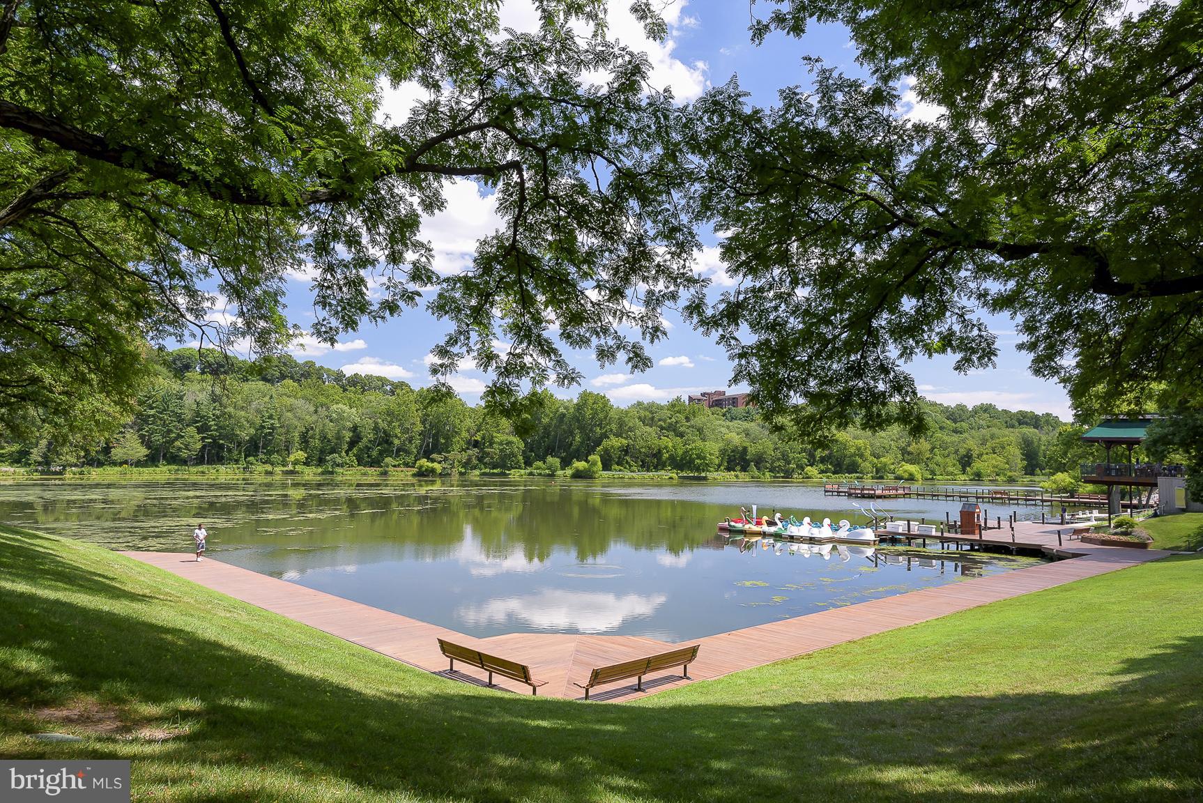 VILLAGE OF LONG REACH - Residential