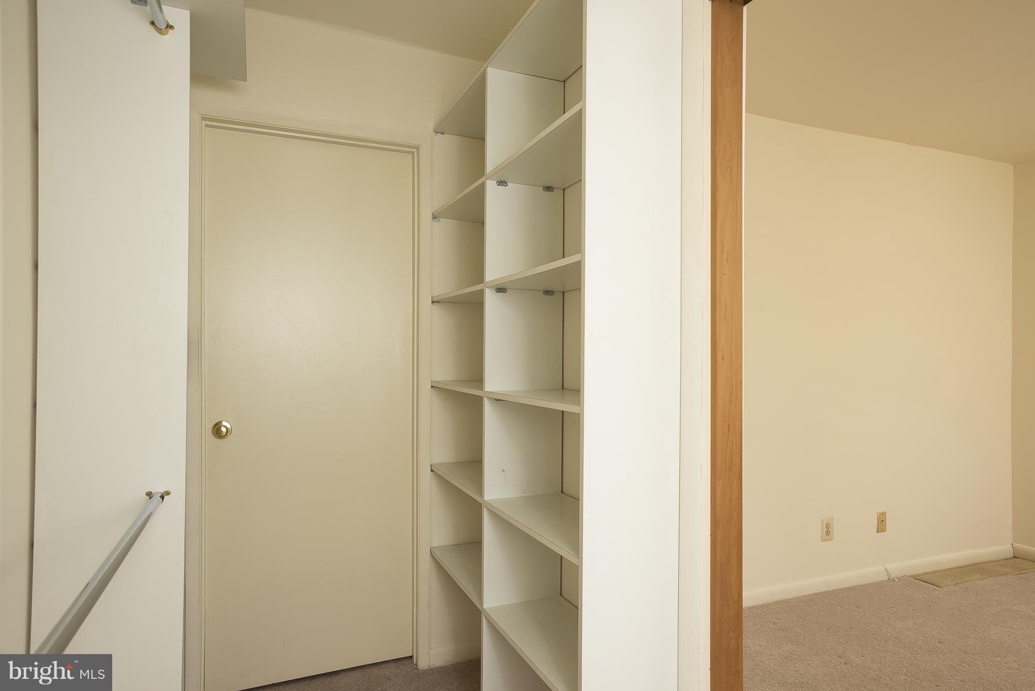 VILLAGE OF LONG REACH - Residential