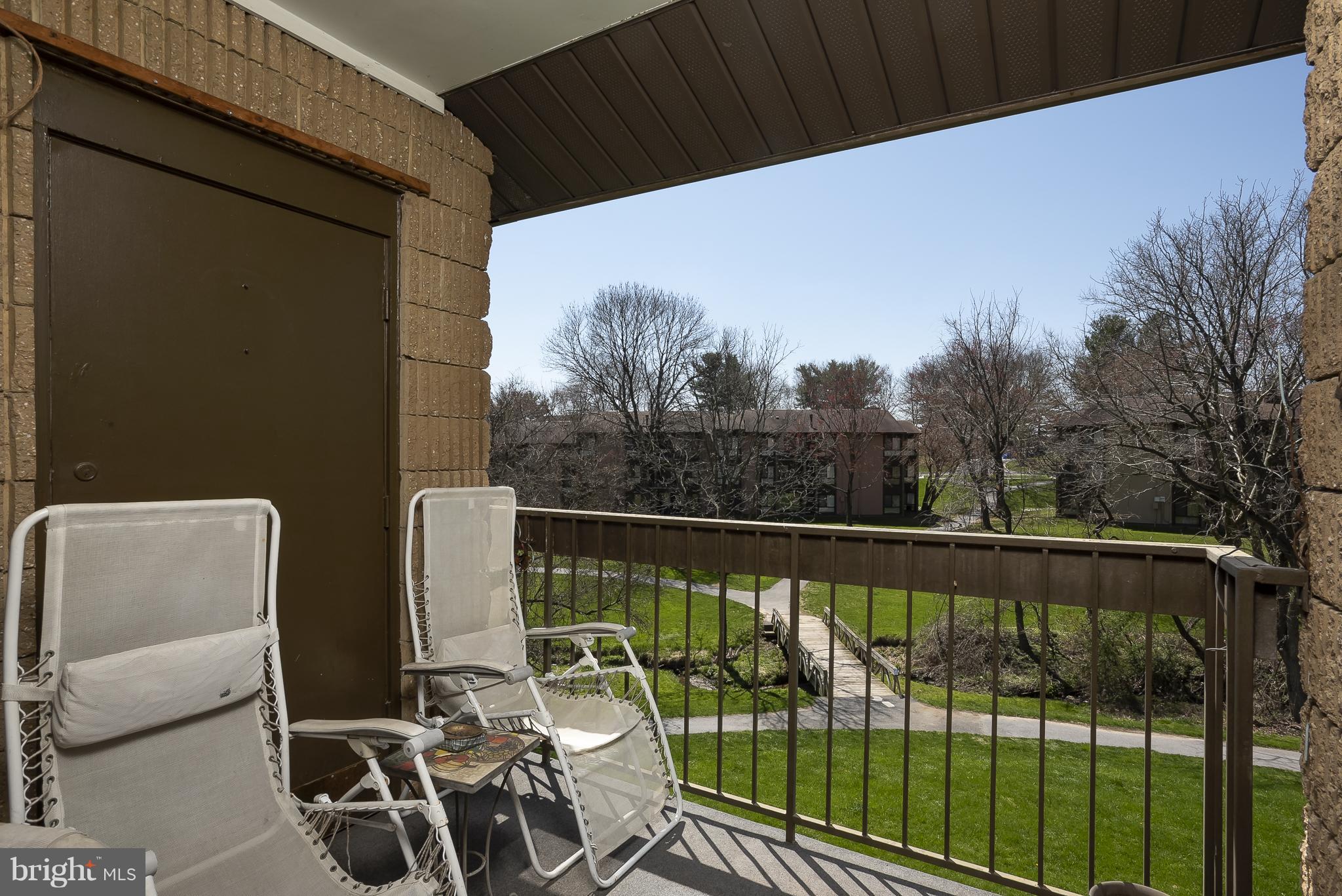 VILLAGE OF LONG REACH - Residential