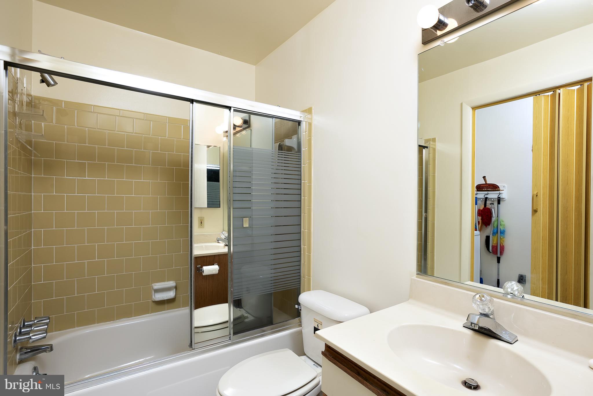 VILLAGE OF LONG REACH - Residential