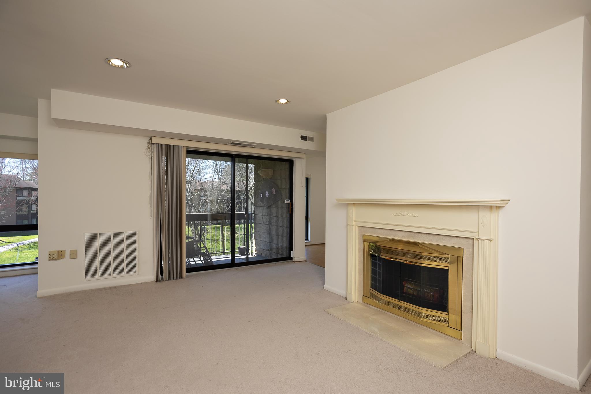 VILLAGE OF LONG REACH - Residential