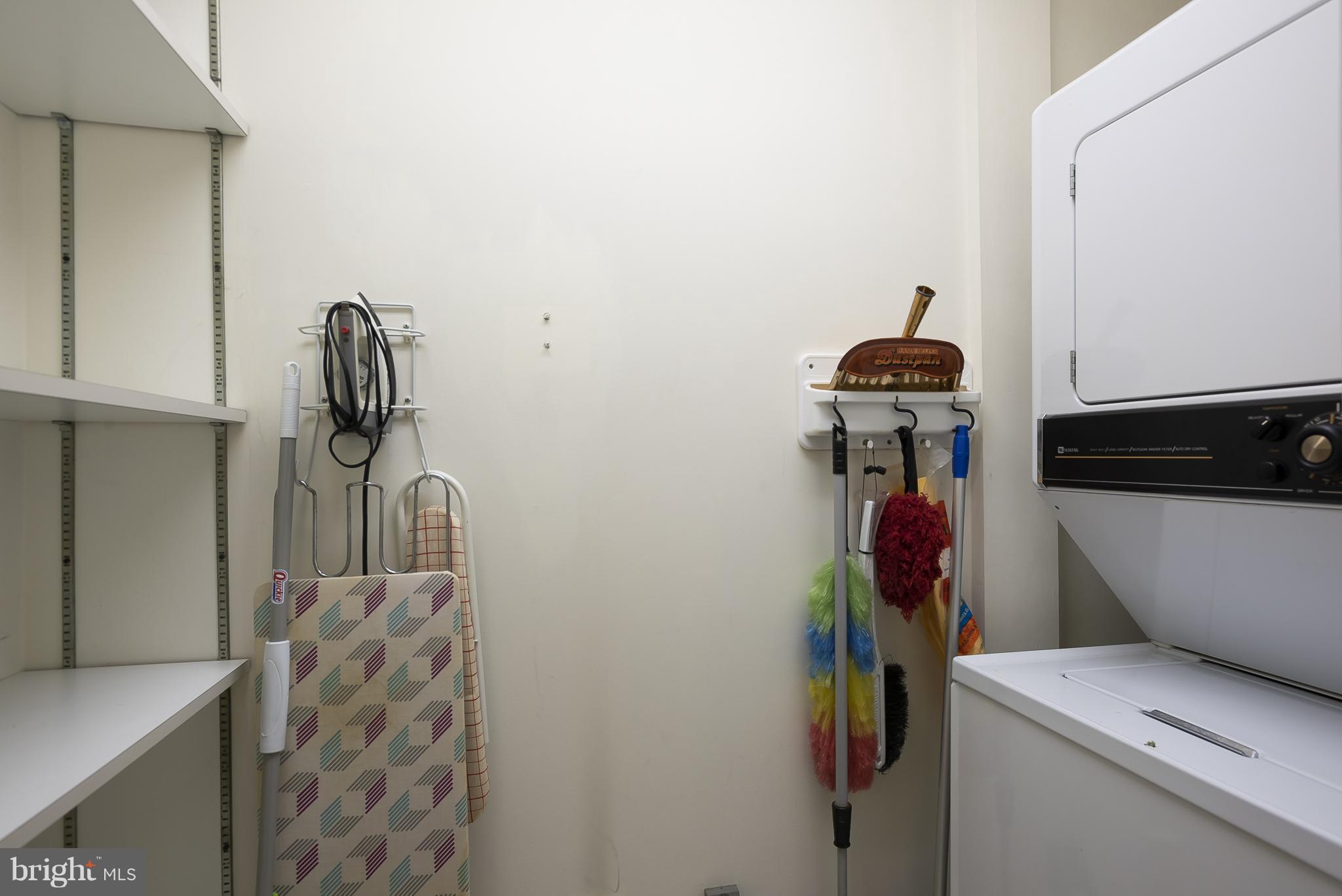 VILLAGE OF LONG REACH - Residential