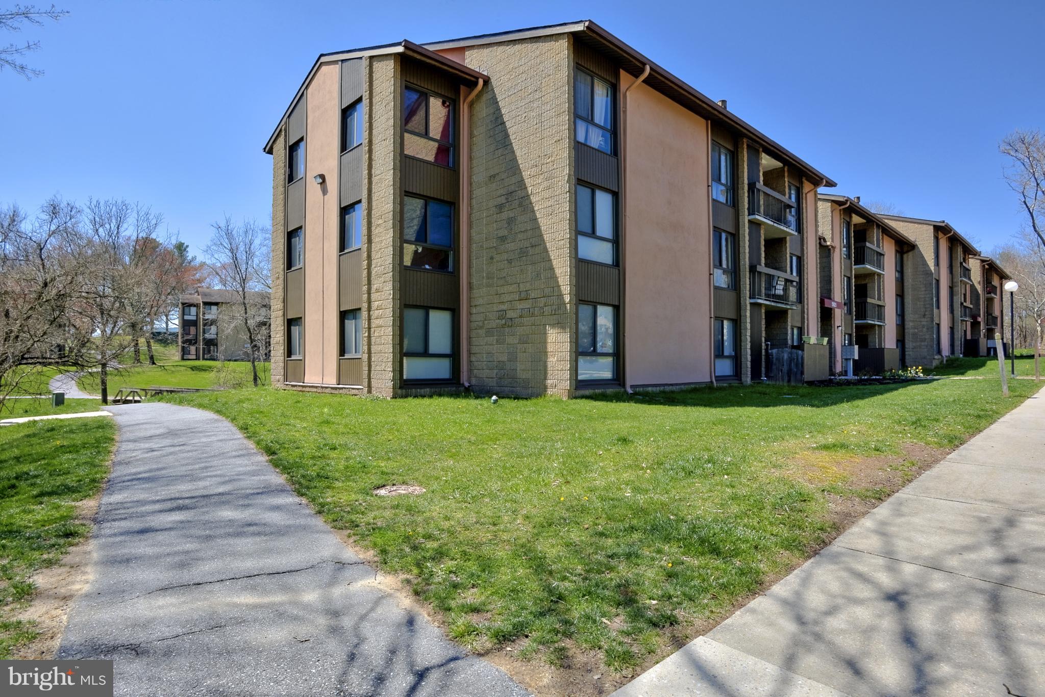 VILLAGE OF LONG REACH - Residential