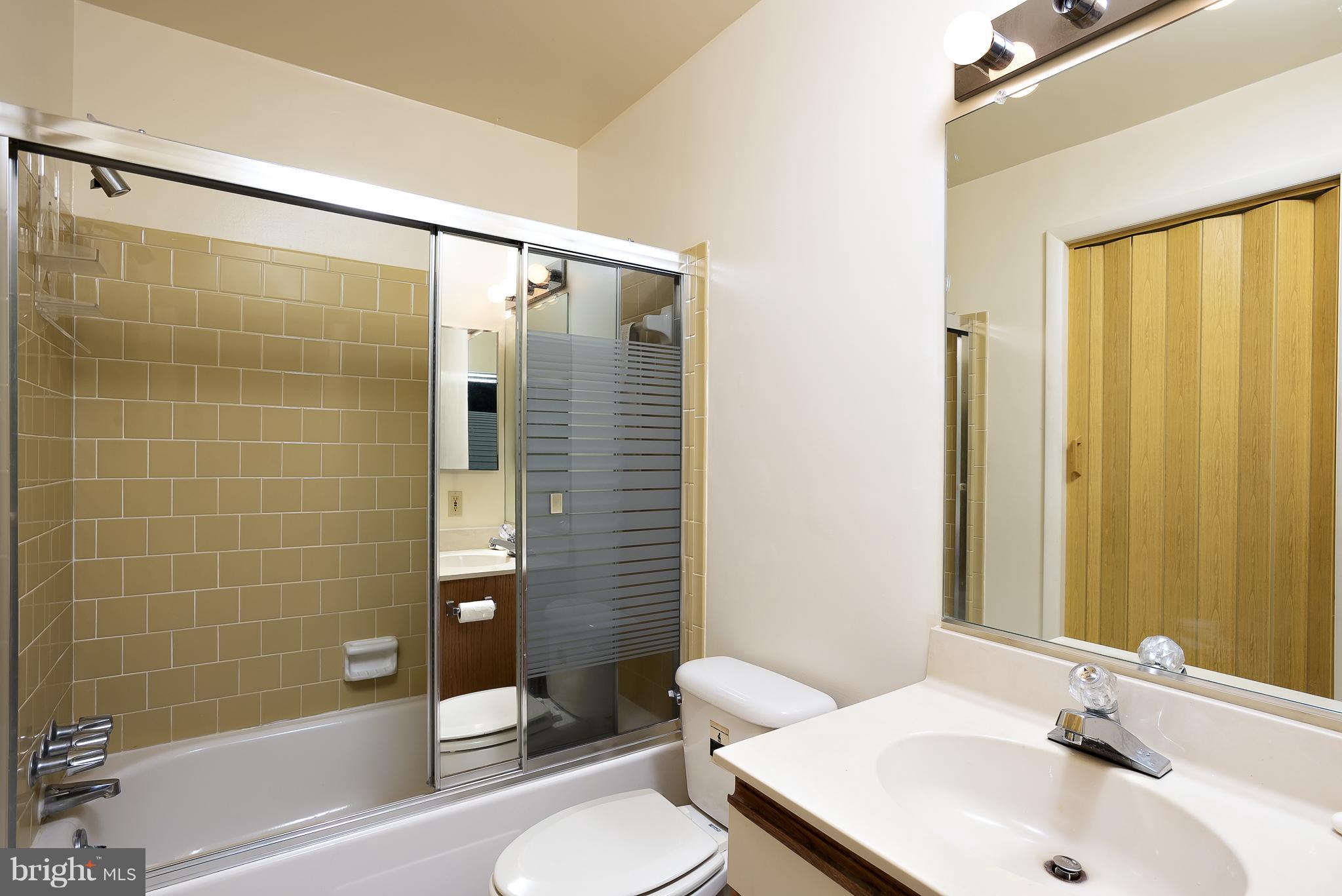 VILLAGE OF LONG REACH - Residential