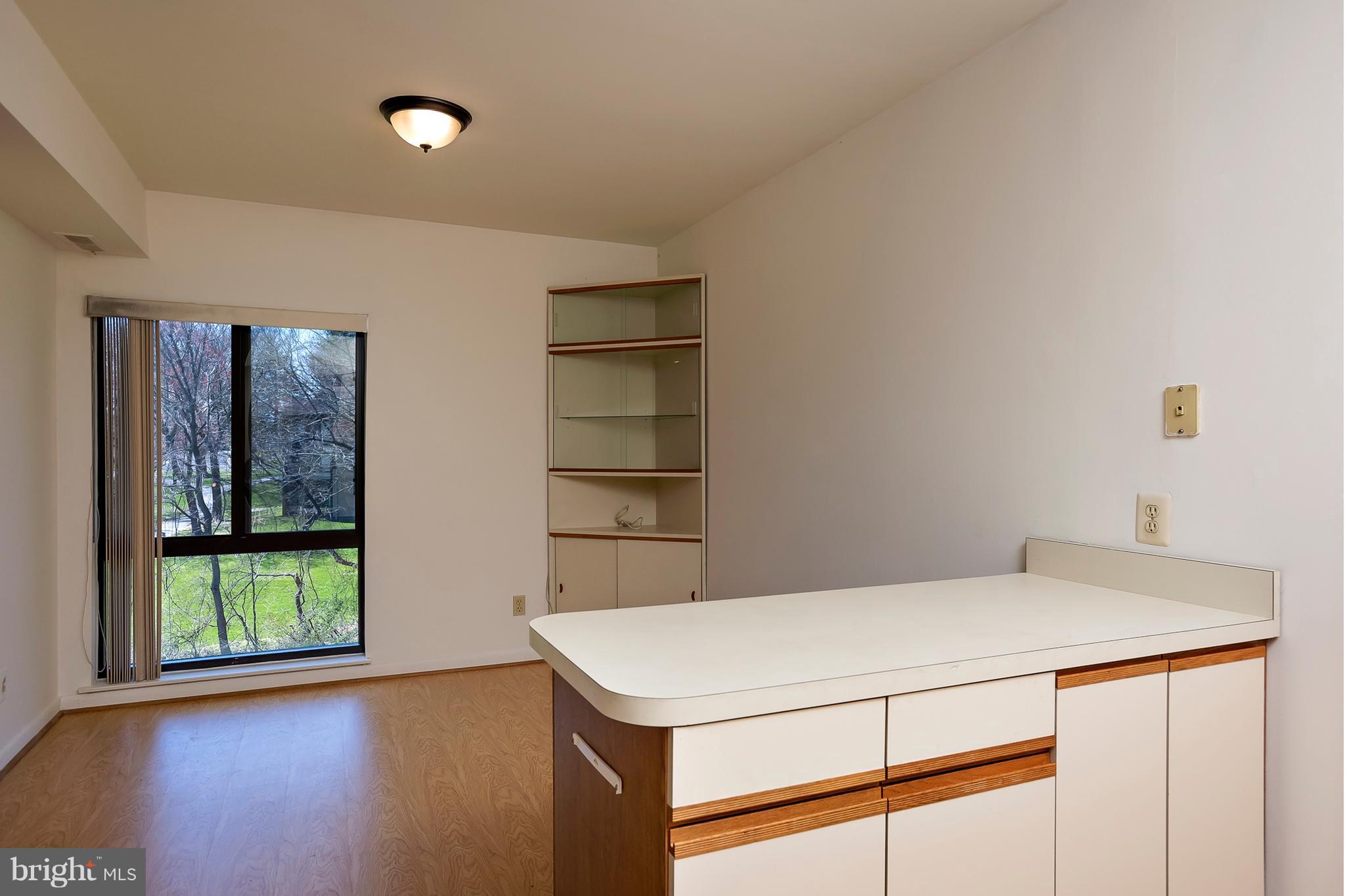 VILLAGE OF LONG REACH - Residential