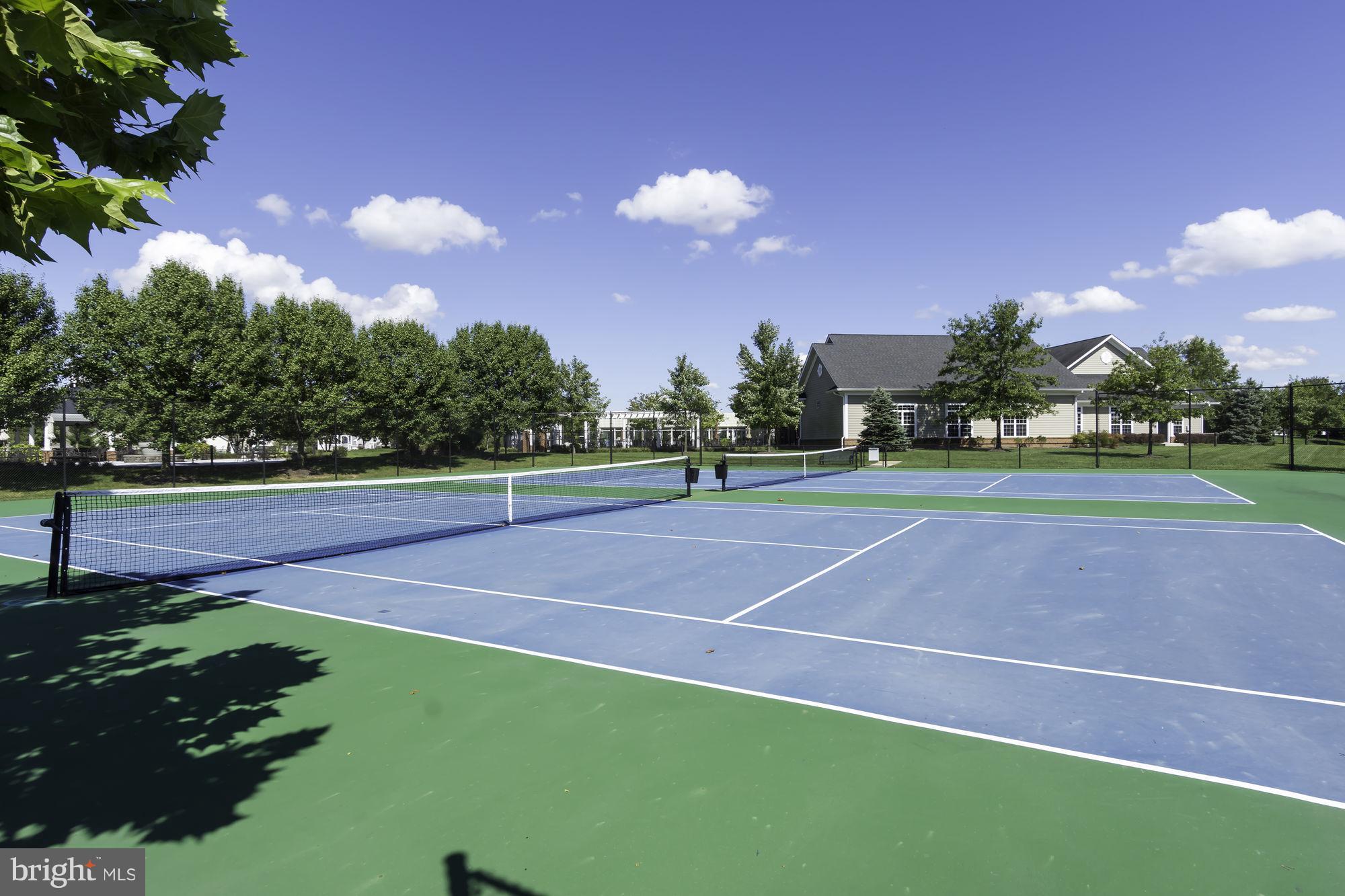 SYMPHONY VILLAGE AT CENTREVILLE - Residential