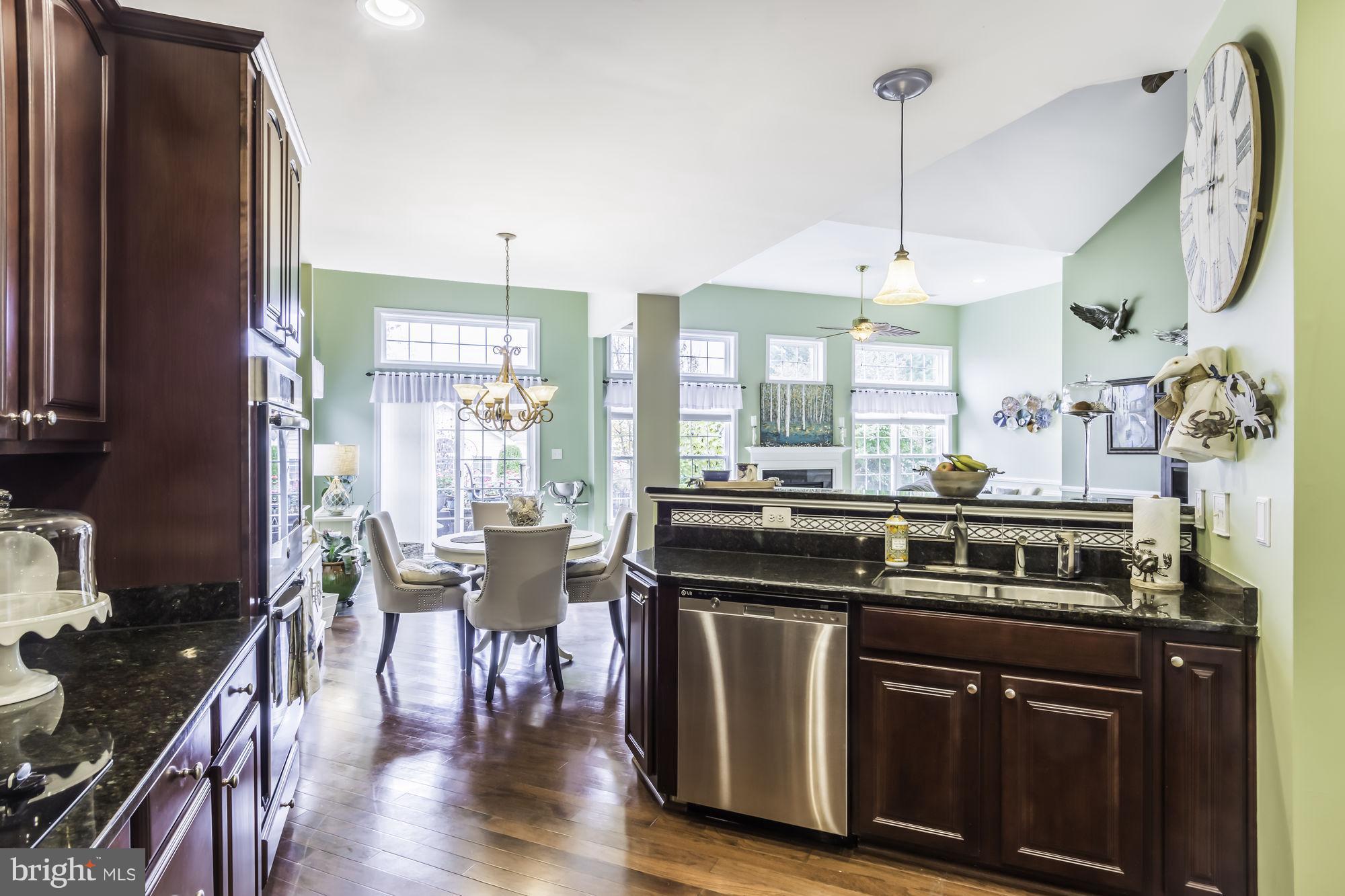 SYMPHONY VILLAGE AT CENTREVILLE - Residential