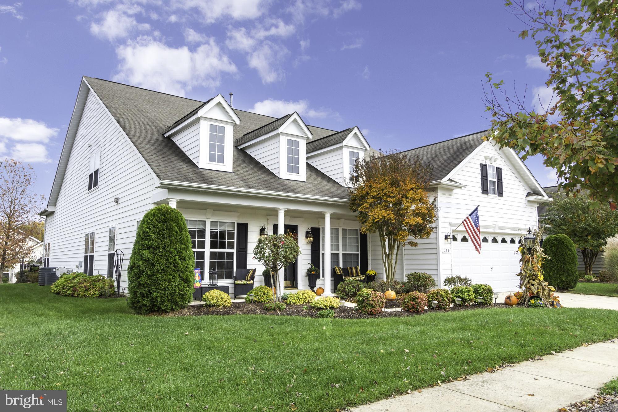 SYMPHONY VILLAGE AT CENTREVILLE - Residential