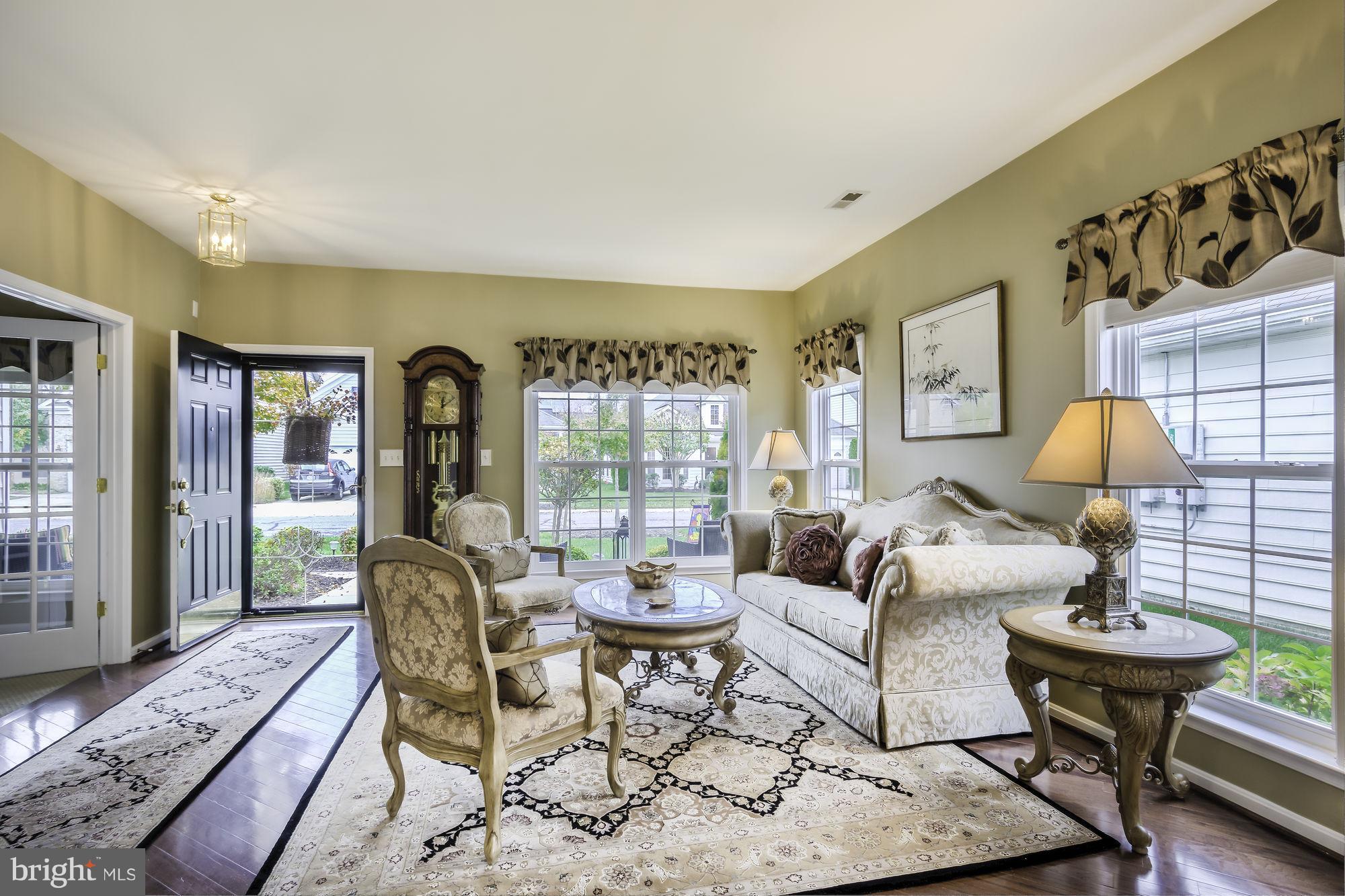 SYMPHONY VILLAGE AT CENTREVILLE - Residential