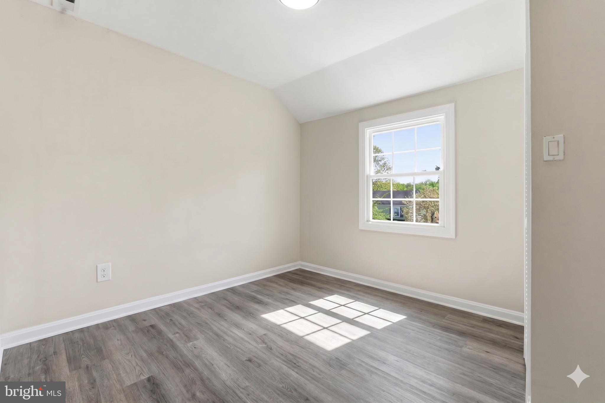 KENTLAND - Residential