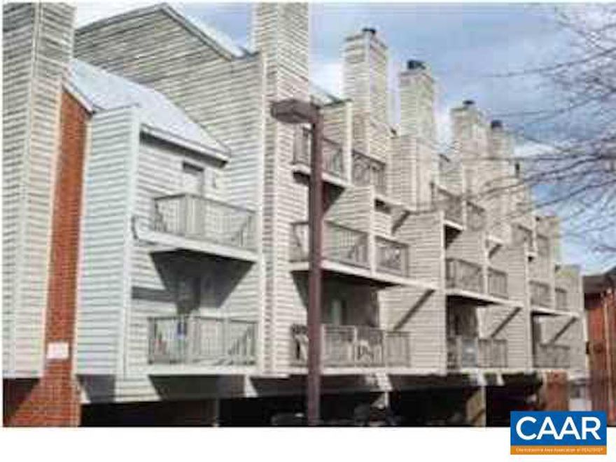 UVA Alert!! Available 6/7/2024. Two bedroom, two bath condominium at Wertland Commons. Perfect University location. Steps to The Corner, UVA Hospital and Grounds. Condo has both a porch and deck. Ting internet included. Don't miss this one.