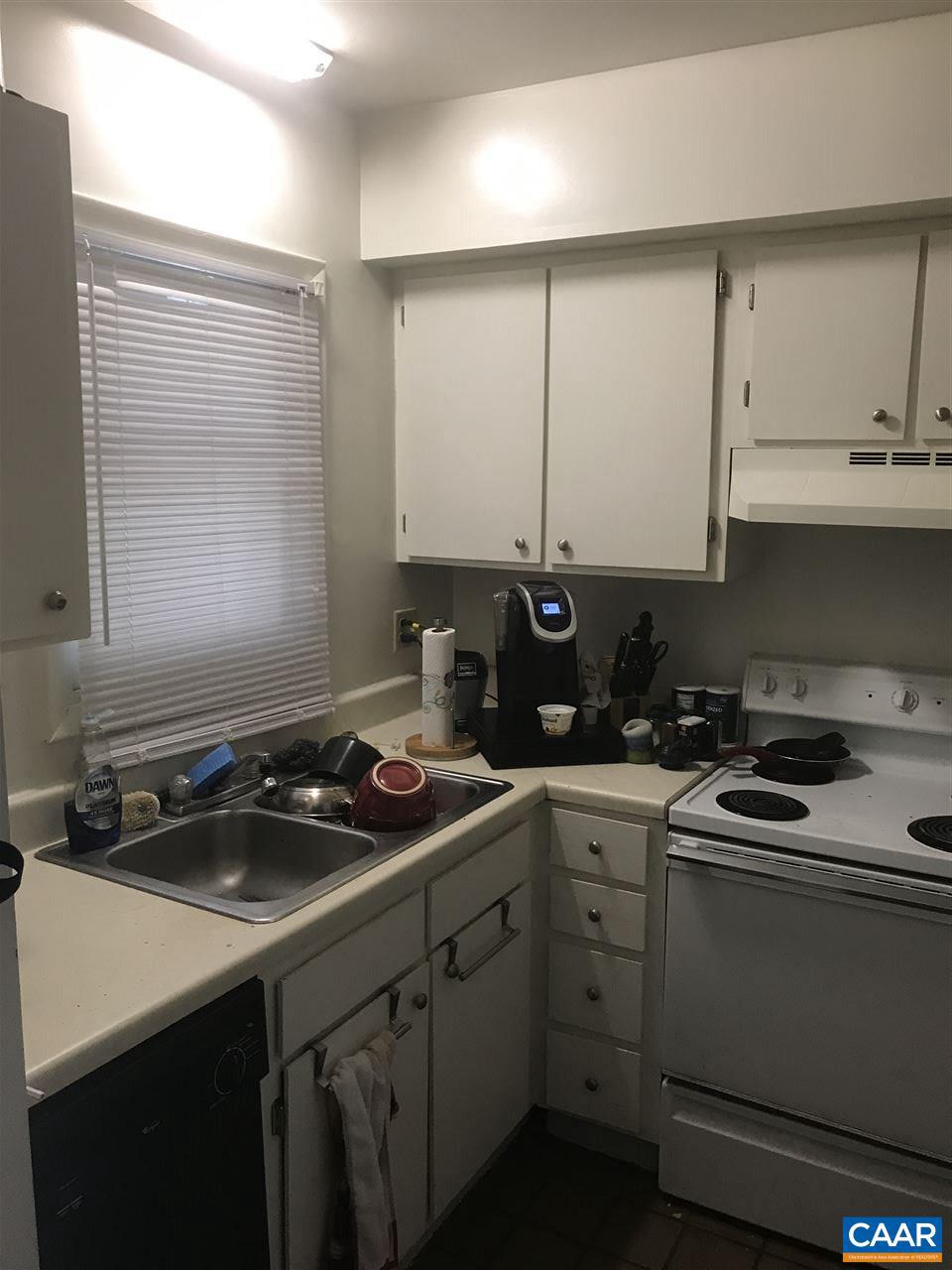 WERTLAND COMMONS - Residential Lease