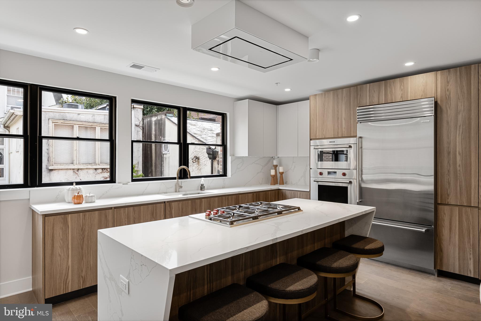 SOCIETY HILL - Residential