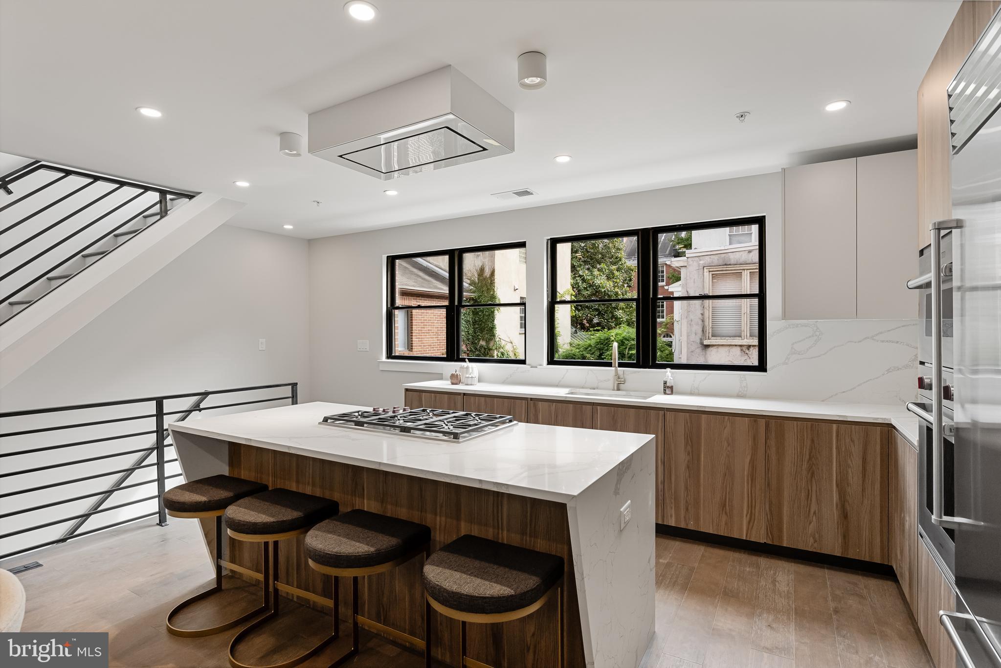 SOCIETY HILL - Residential