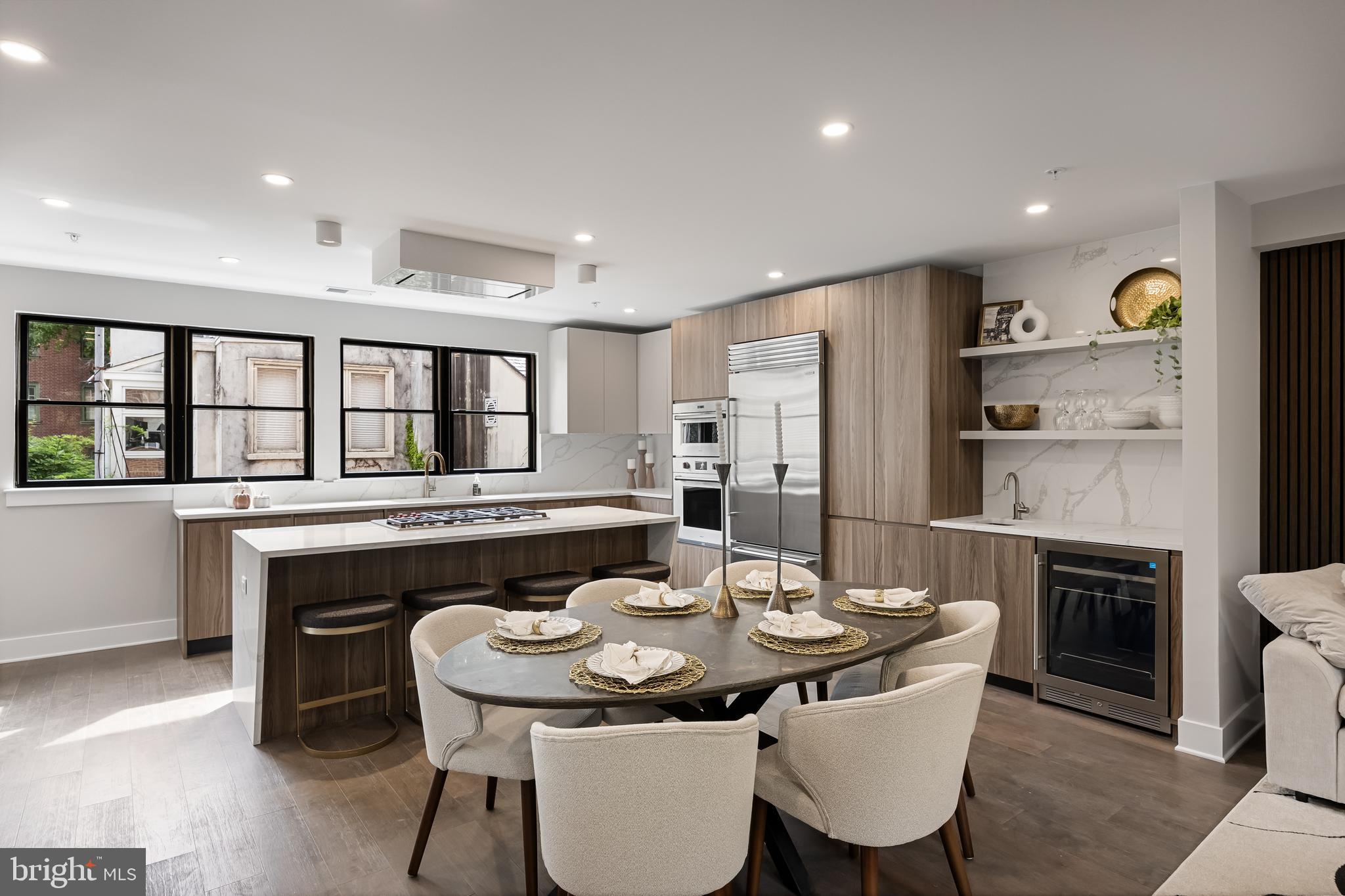 SOCIETY HILL - Residential