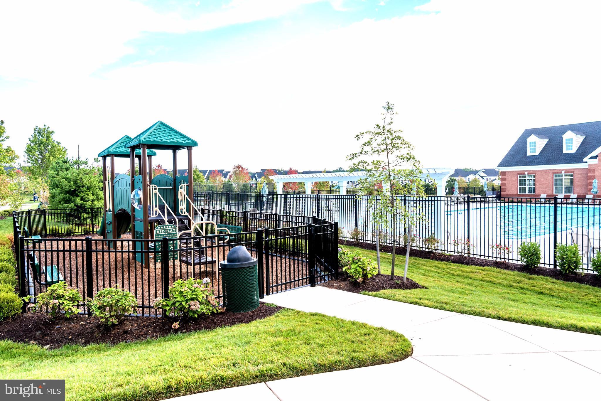 BUCKINGHAM AT LOUDOUN VALLEY - Residential