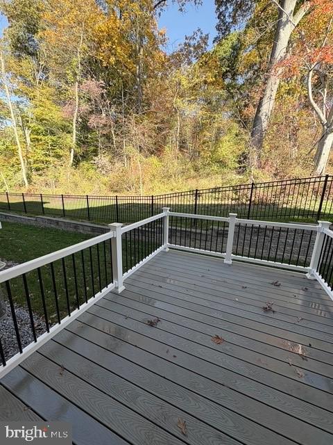 STONEMILL VILLAGE - Residential