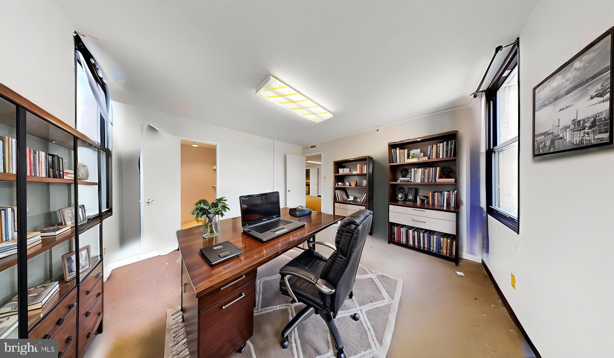 4600 DUKE STREET 419 / 420
