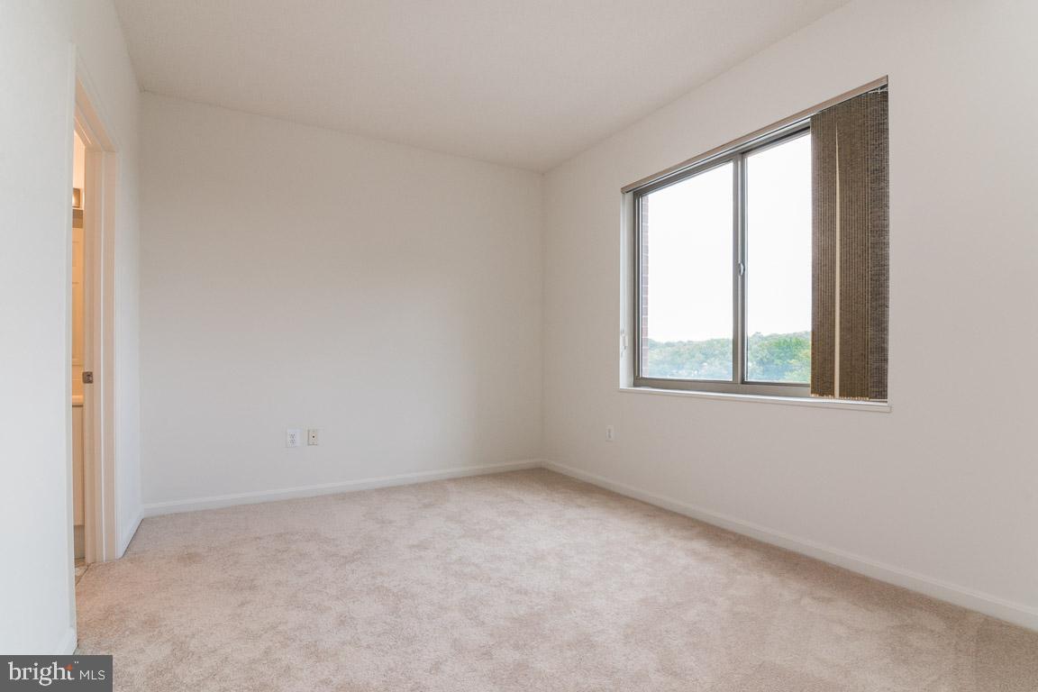 OVERLOOK AT LEISURE WORLD - Residential