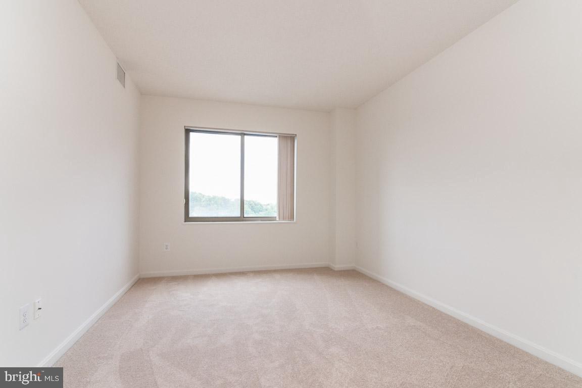 OVERLOOK AT LEISURE WORLD - Residential