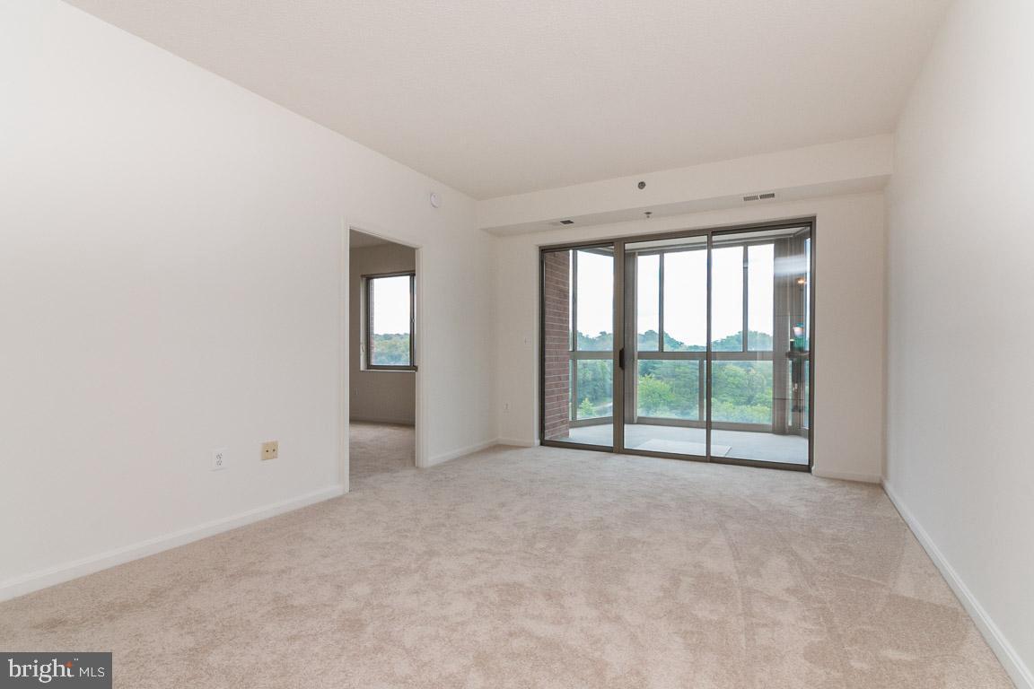 OVERLOOK AT LEISURE WORLD - Residential