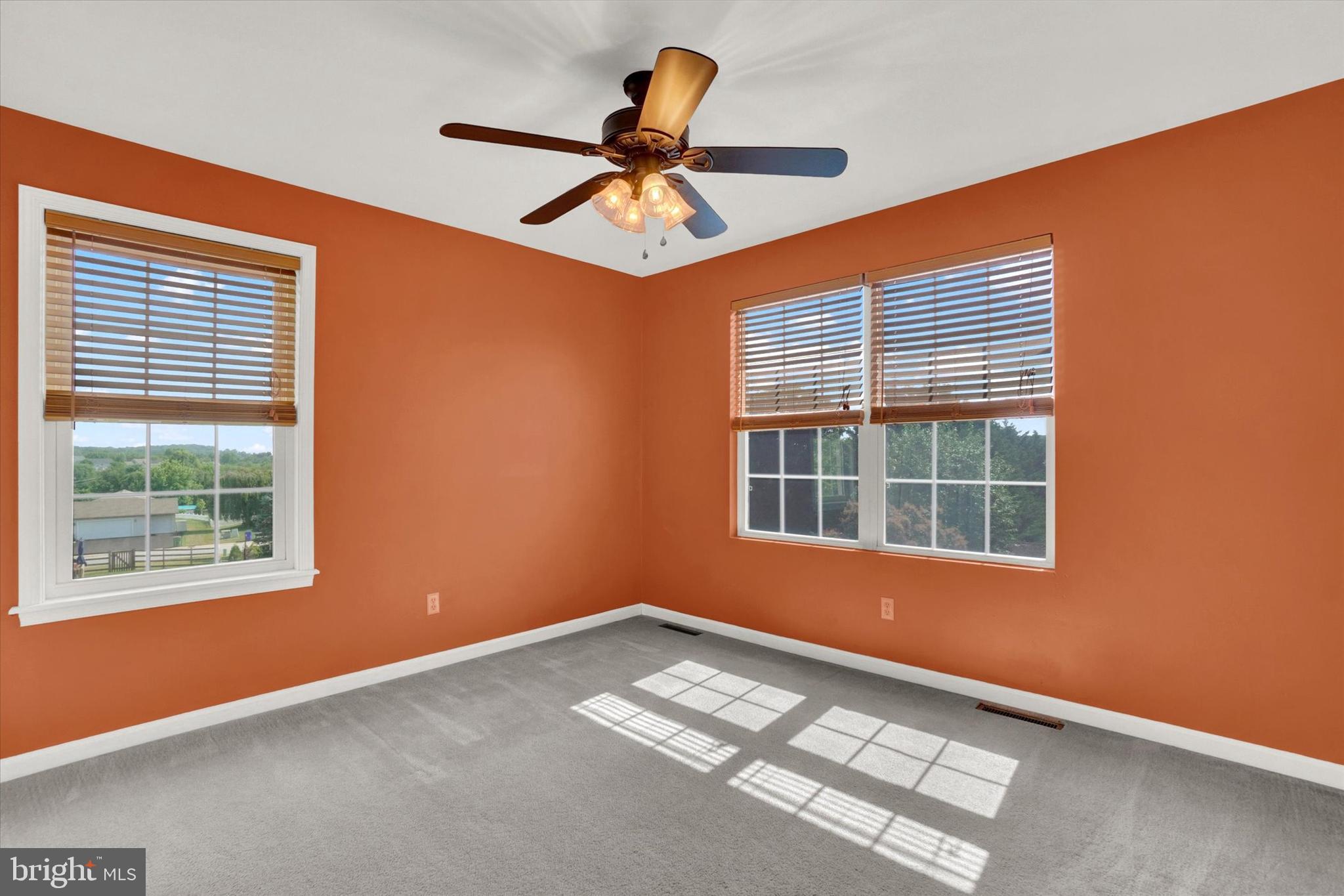 STEWARTSTOWN STATION - Residential