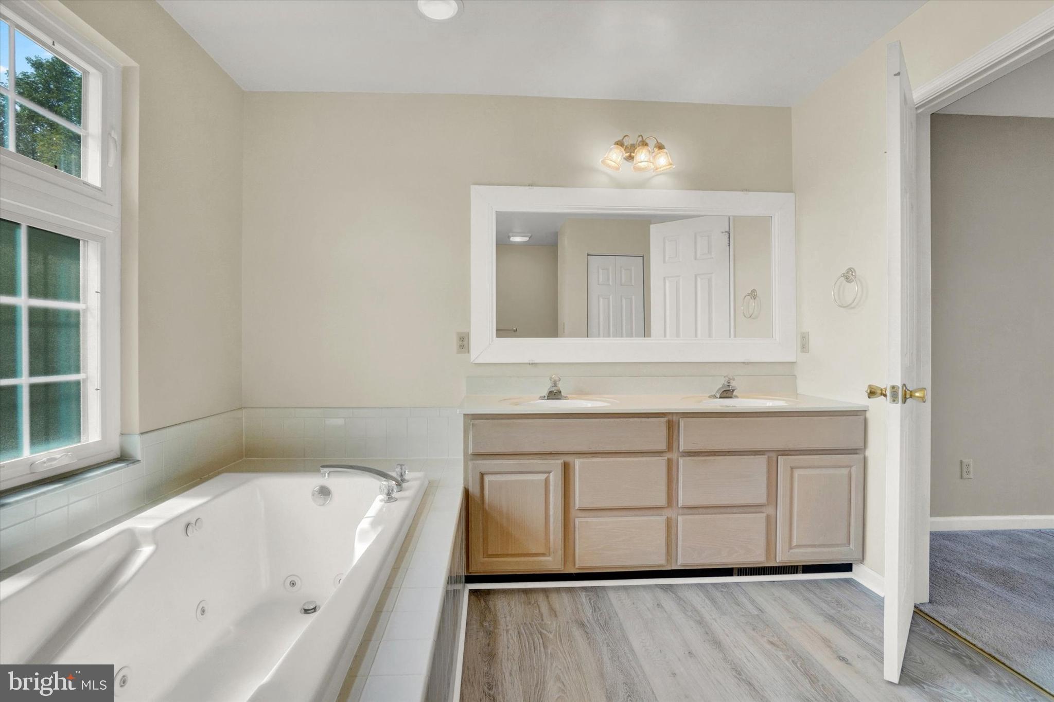 STEWARTSTOWN STATION - Residential