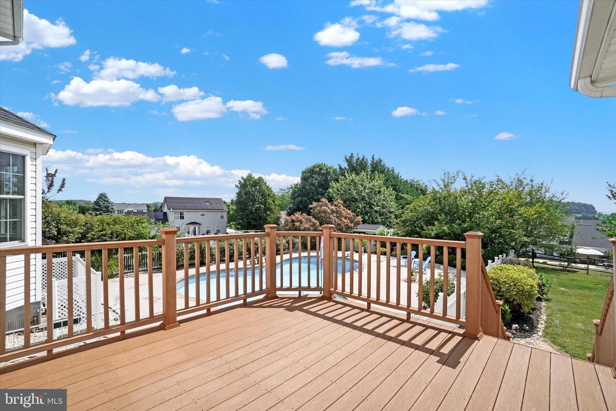 STEWARTSTOWN STATION - Residential