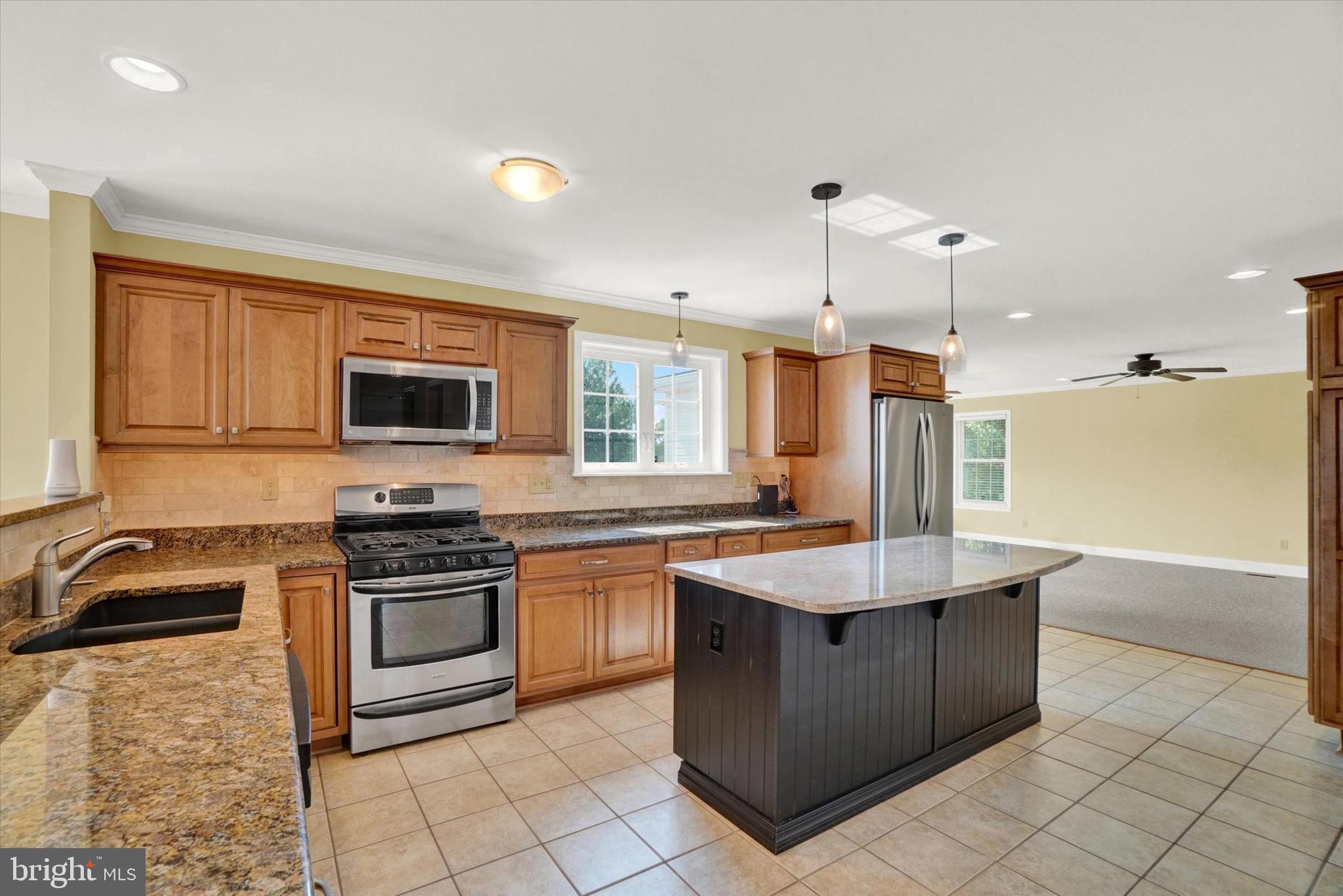 STEWARTSTOWN STATION - Residential