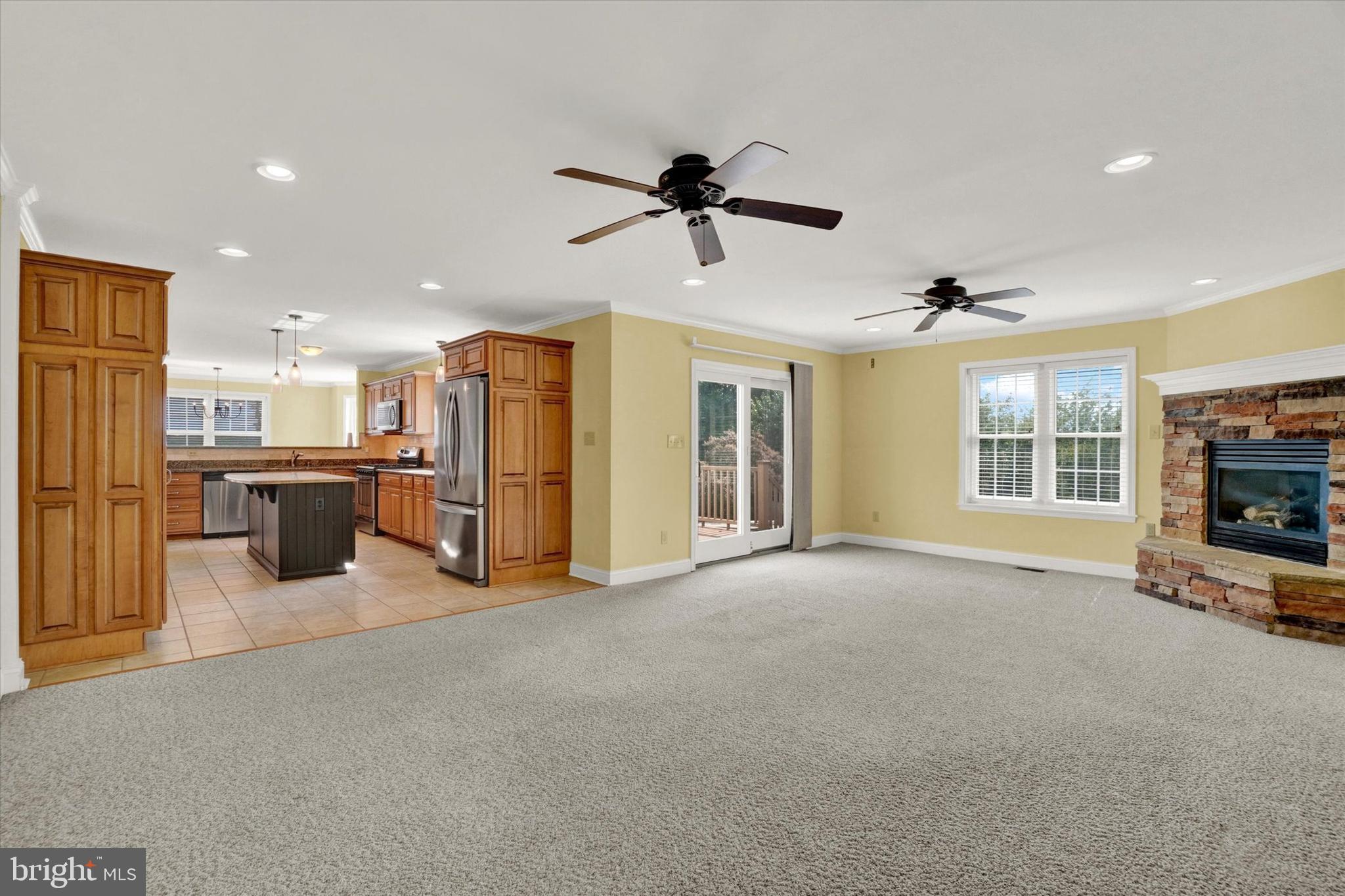 STEWARTSTOWN STATION - Residential