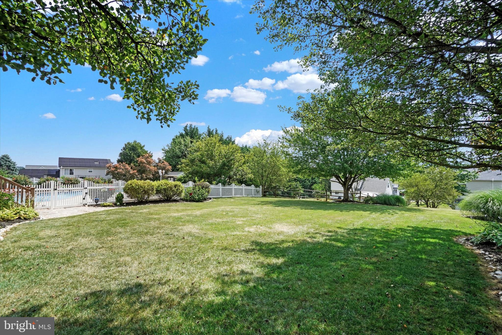 STEWARTSTOWN STATION - Residential