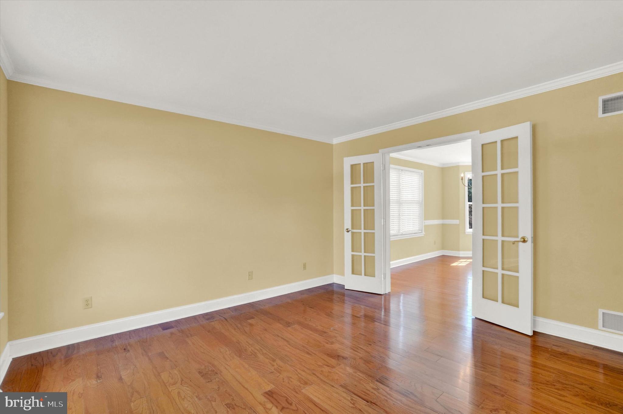 STEWARTSTOWN STATION - Residential