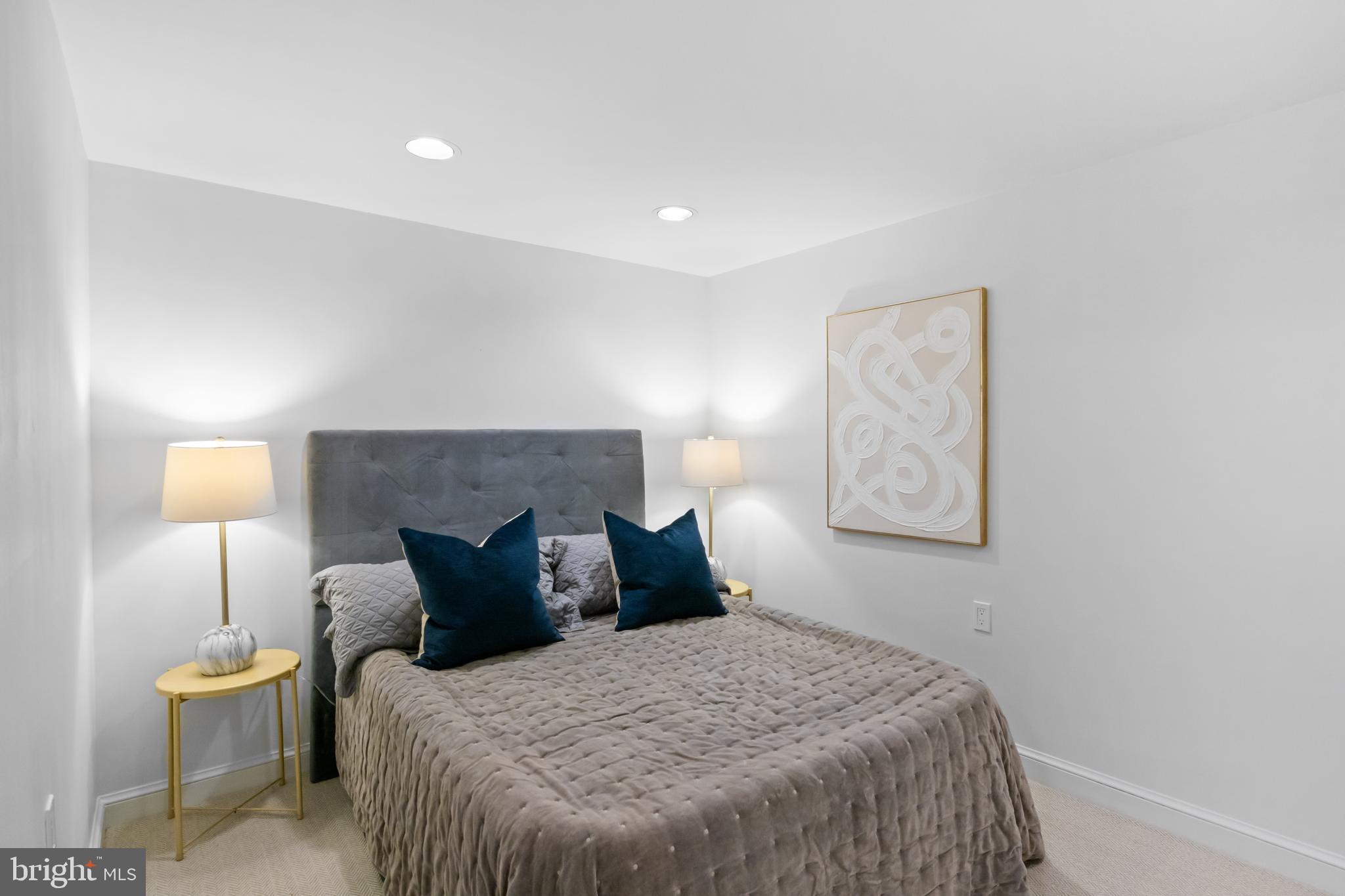 GEORGETOWN - Residential