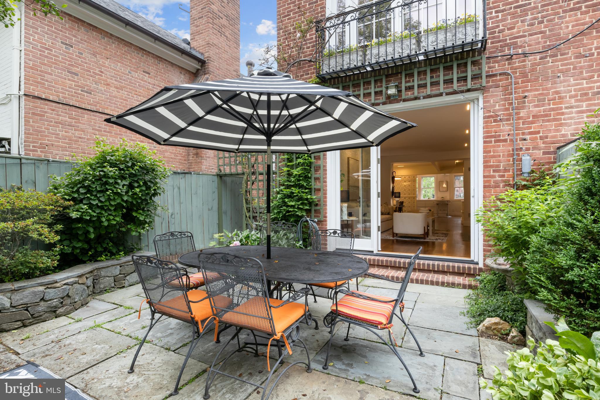 GEORGETOWN - Residential