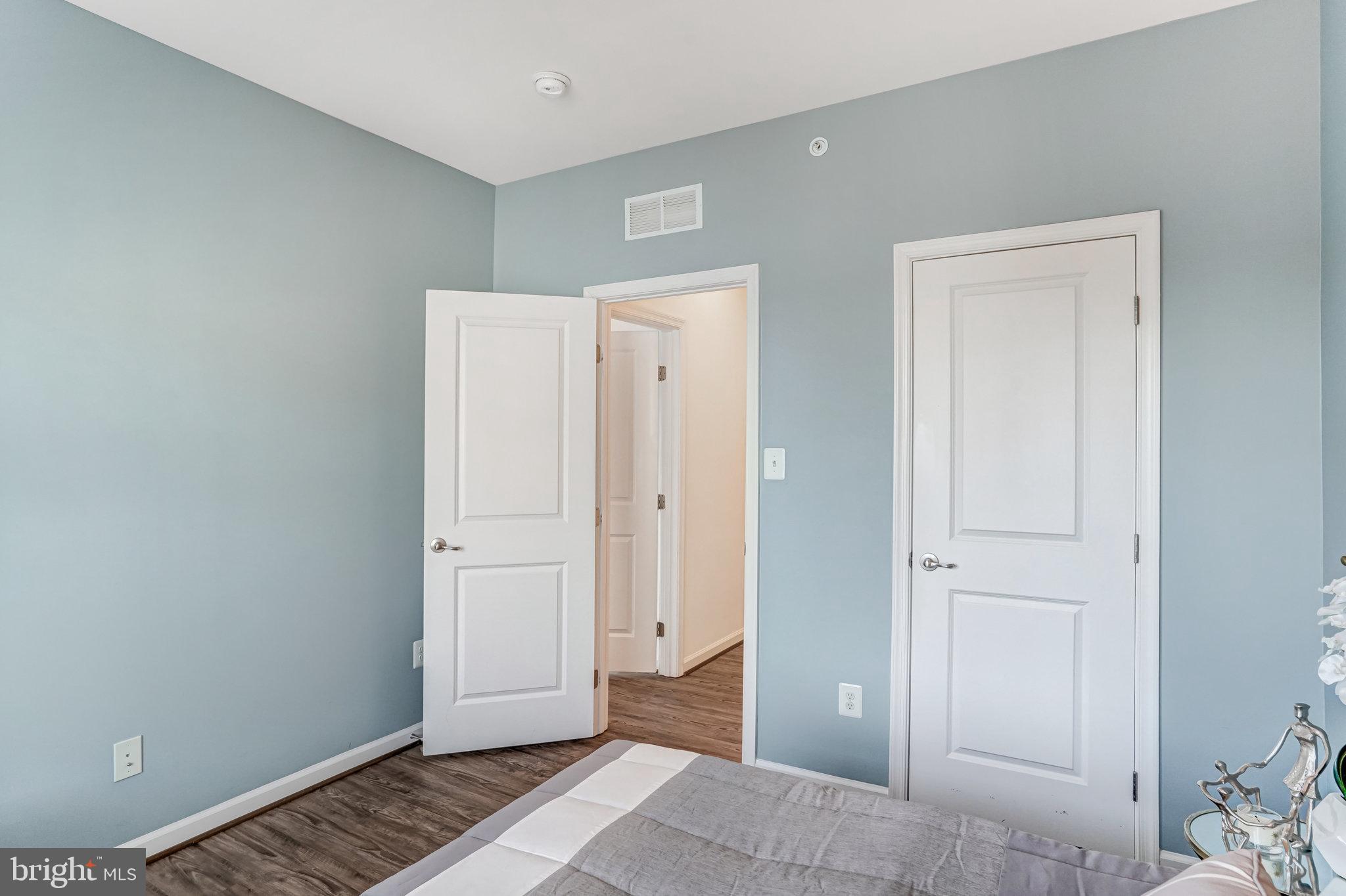 SOMERSET CONDO - Residential