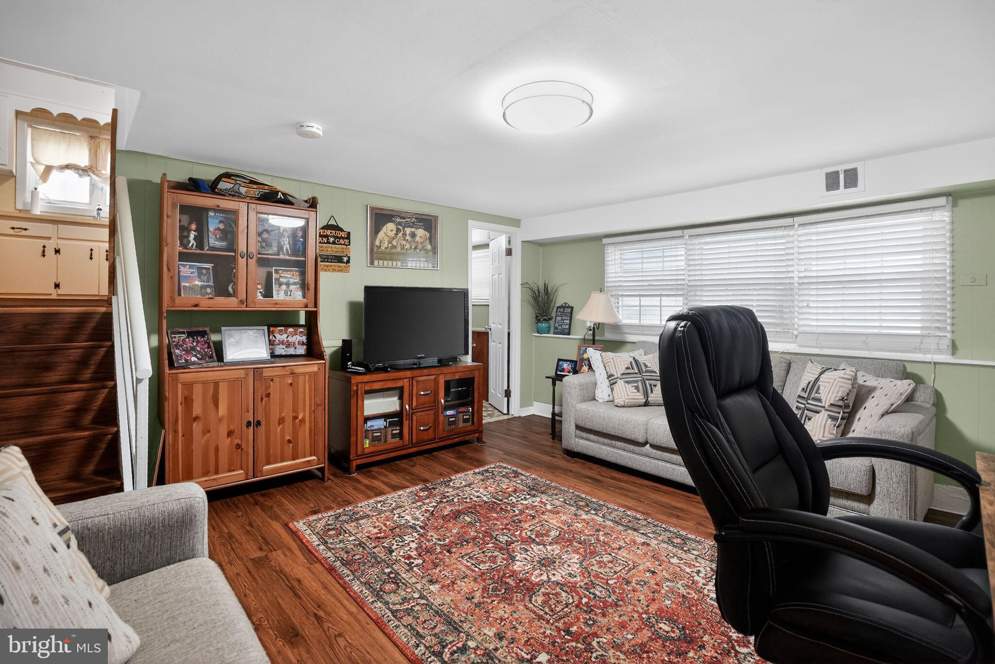 GLENSIDE - Residential