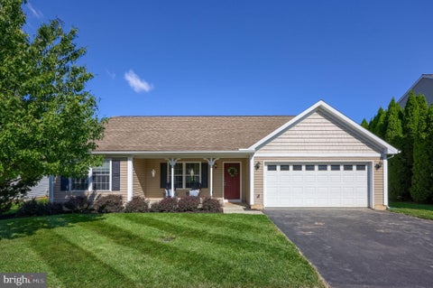 Homes For Sale - 27 Coolidge Drive<br/> Lancaster County, EPHRATA, PA 17522