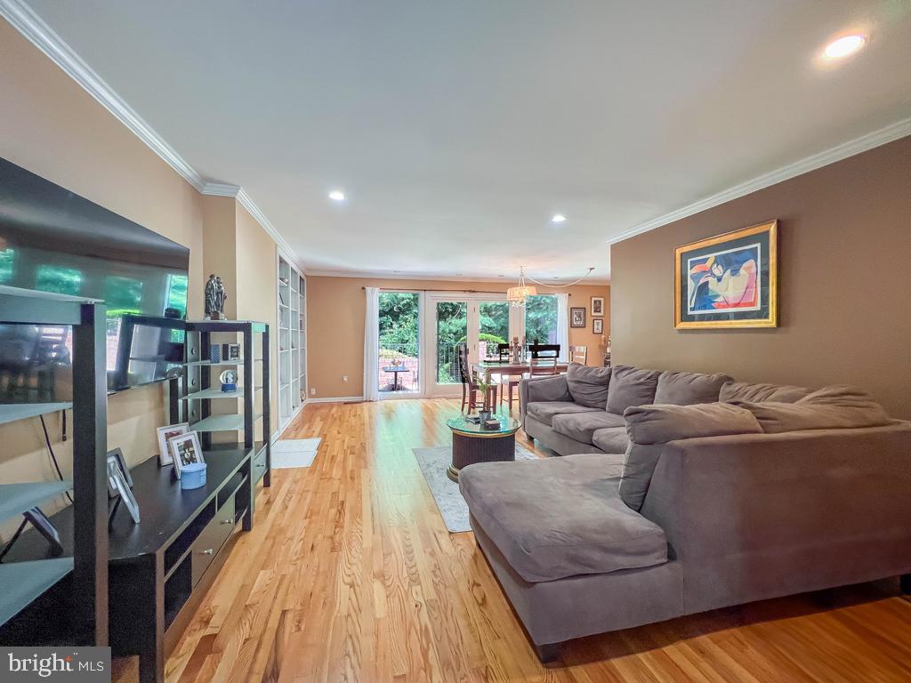 67 SUTPHIN PINES
