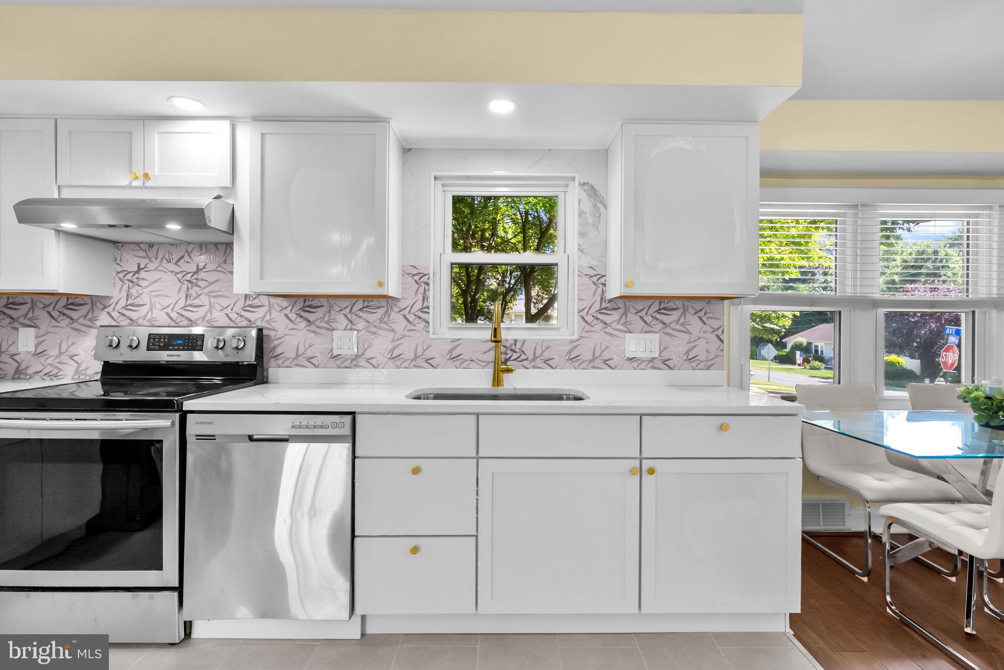 TREVOSE HGTS - Residential