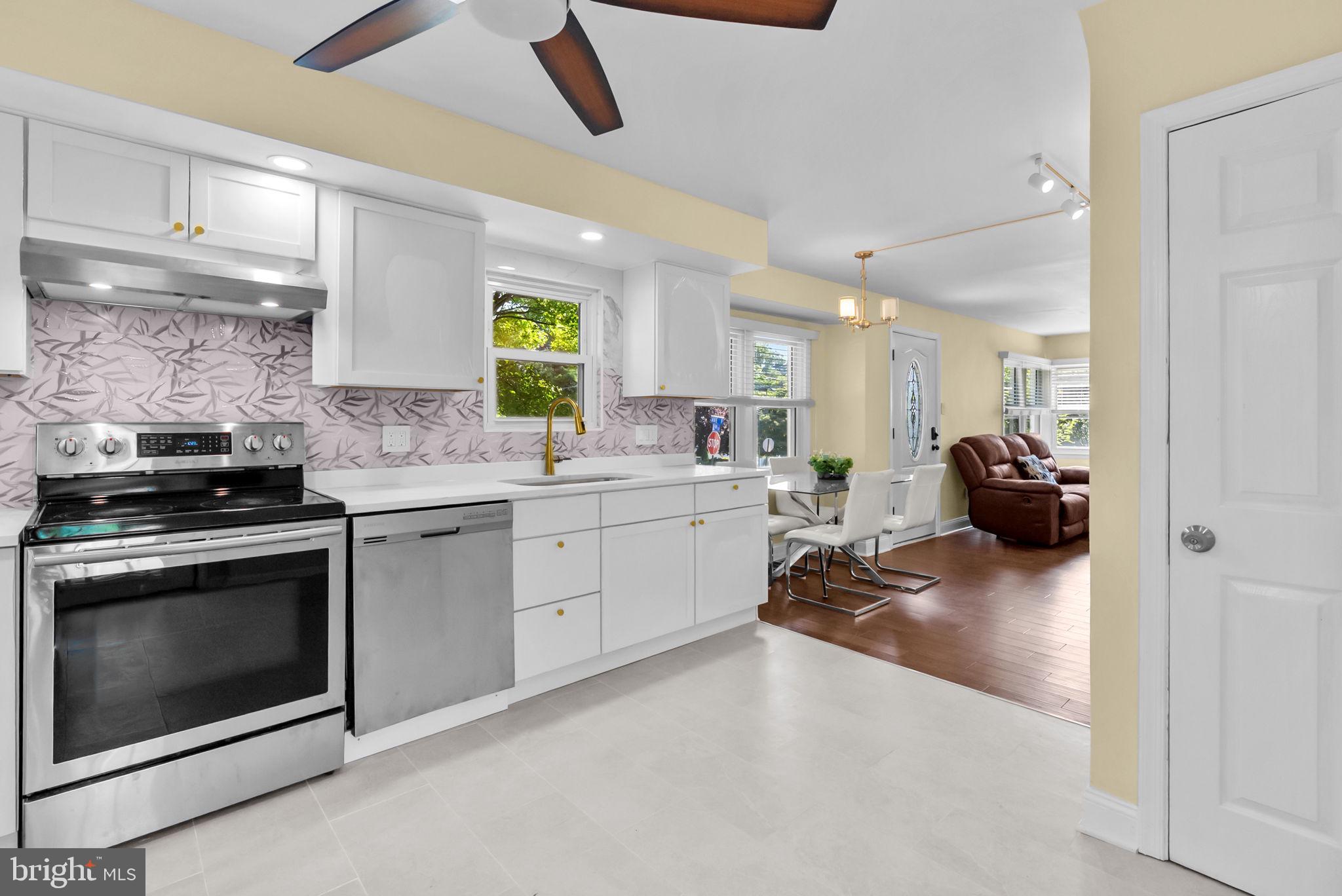 TREVOSE HGTS - Residential