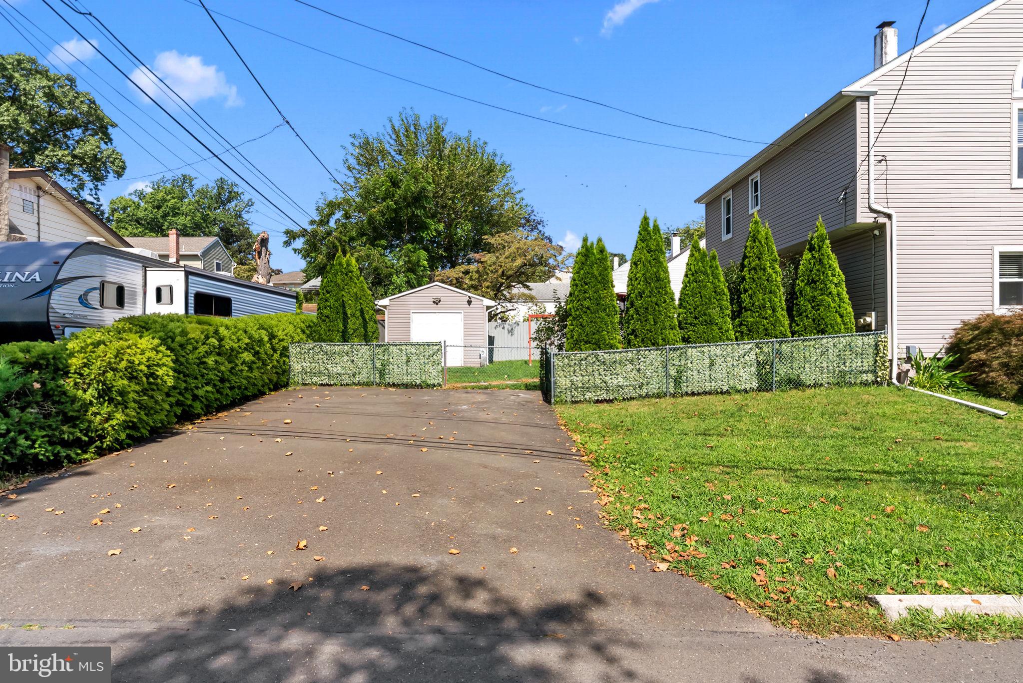 TREVOSE HGTS - Residential