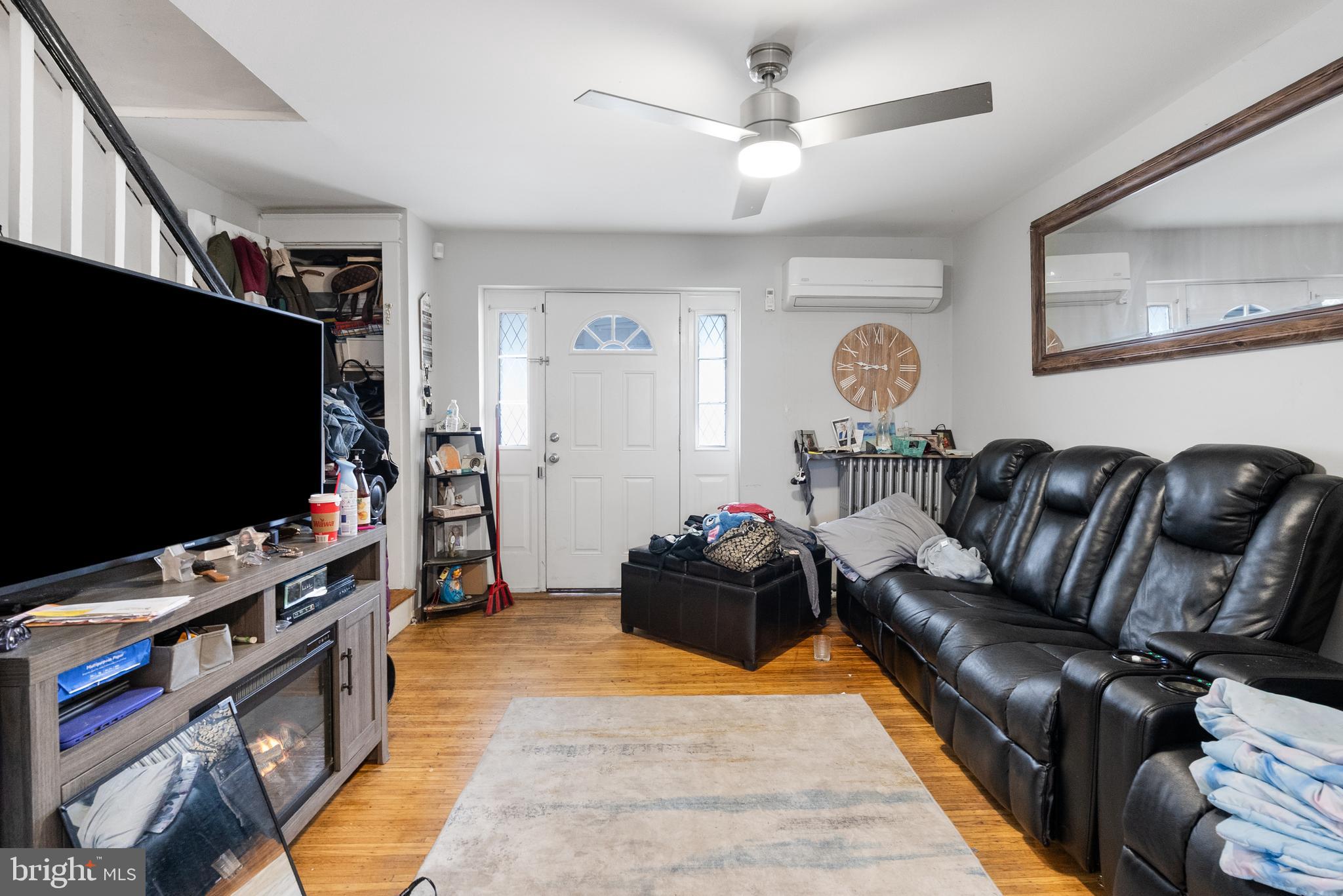 BRIDESBURG - Residential
