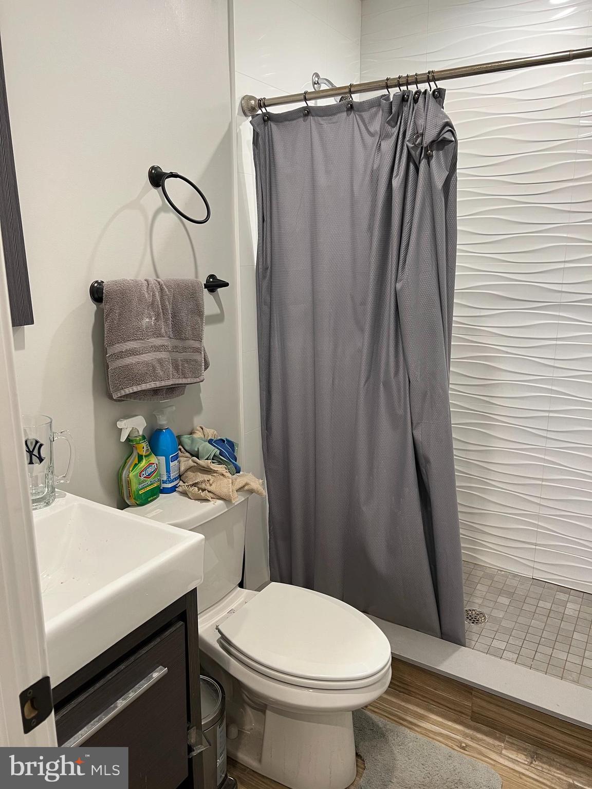 GRAYS FERRY - Residential Lease