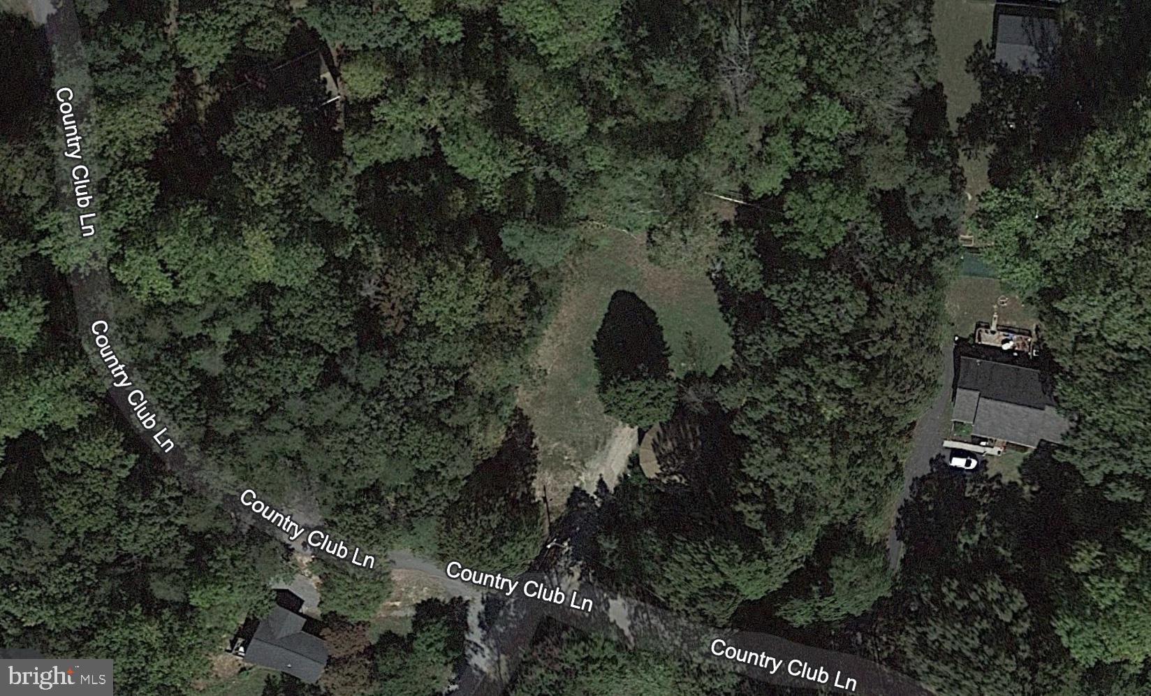 CAROLINE PINES - Land