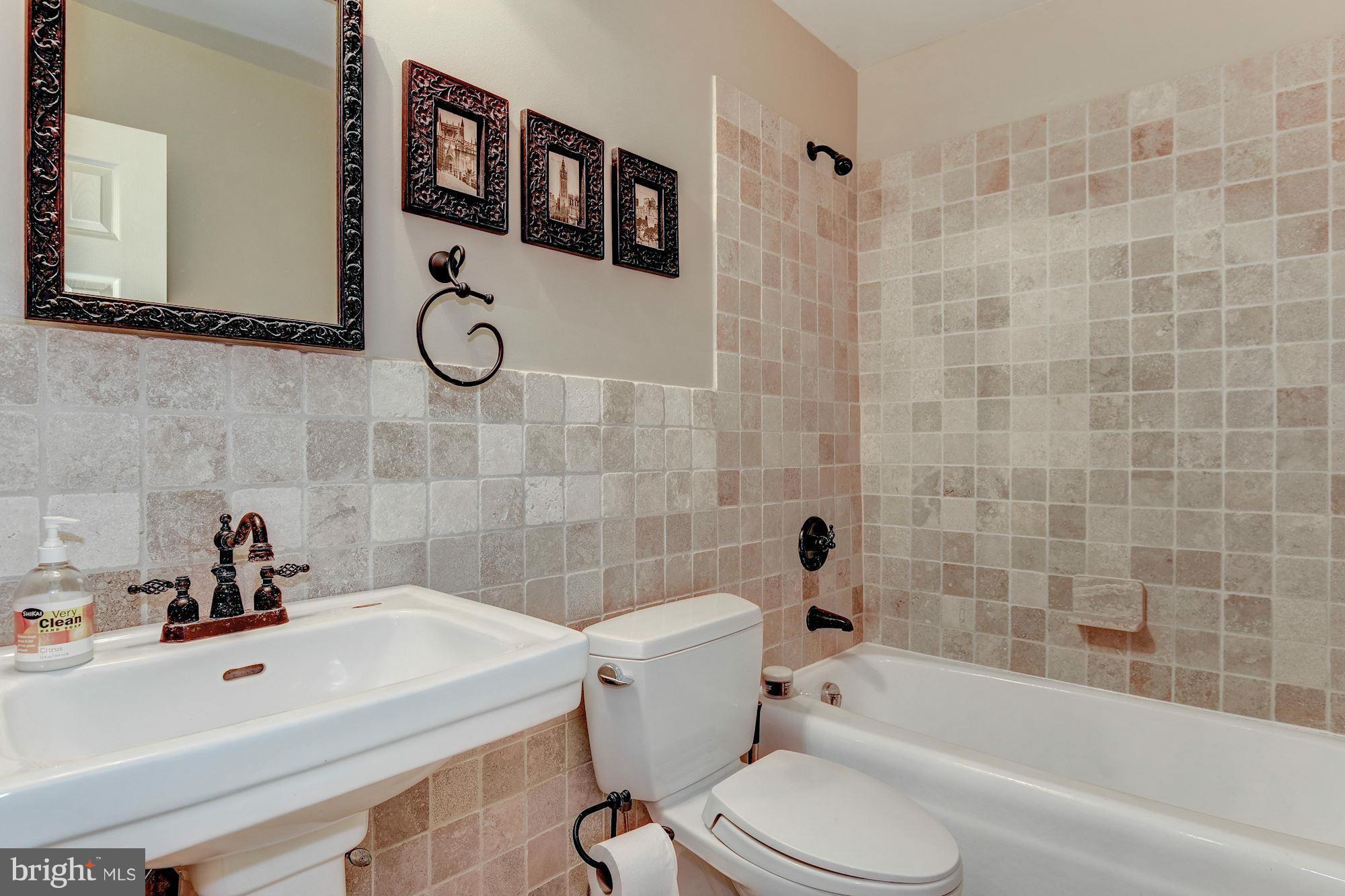 BEDFORDSHIRE - Residential