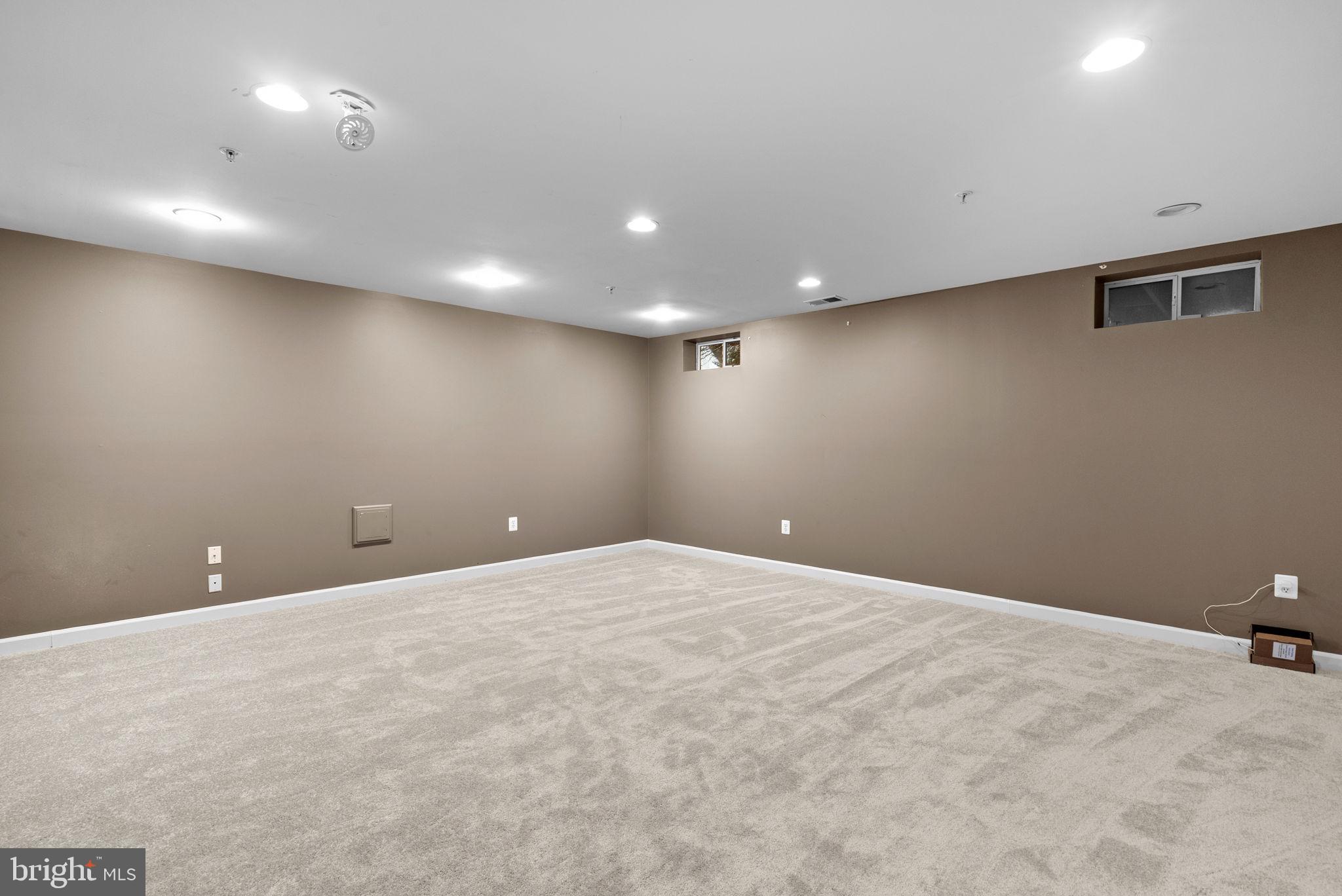 CLARKSBURG RIDGE - Residential