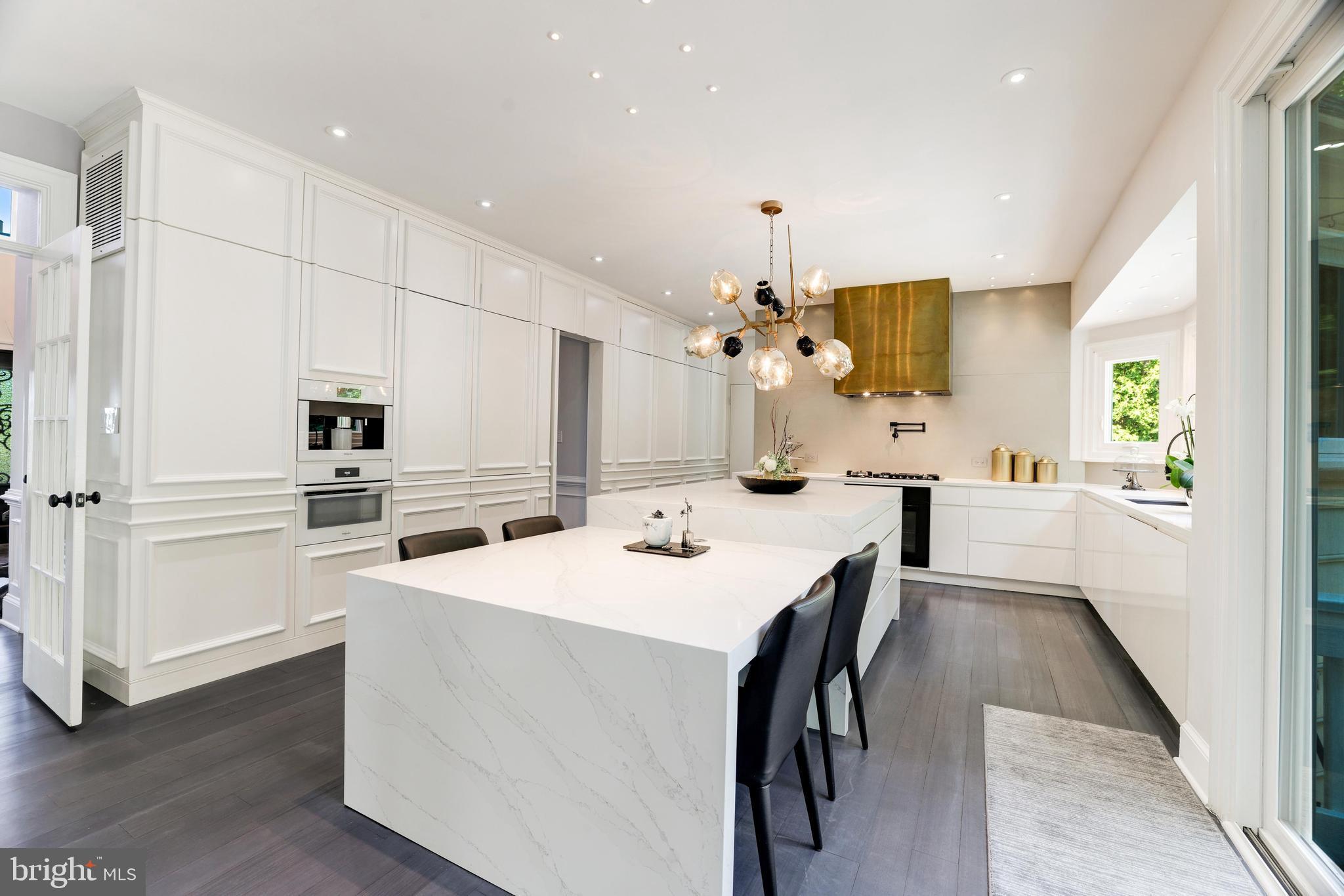 NEW BEDFORD - Residential