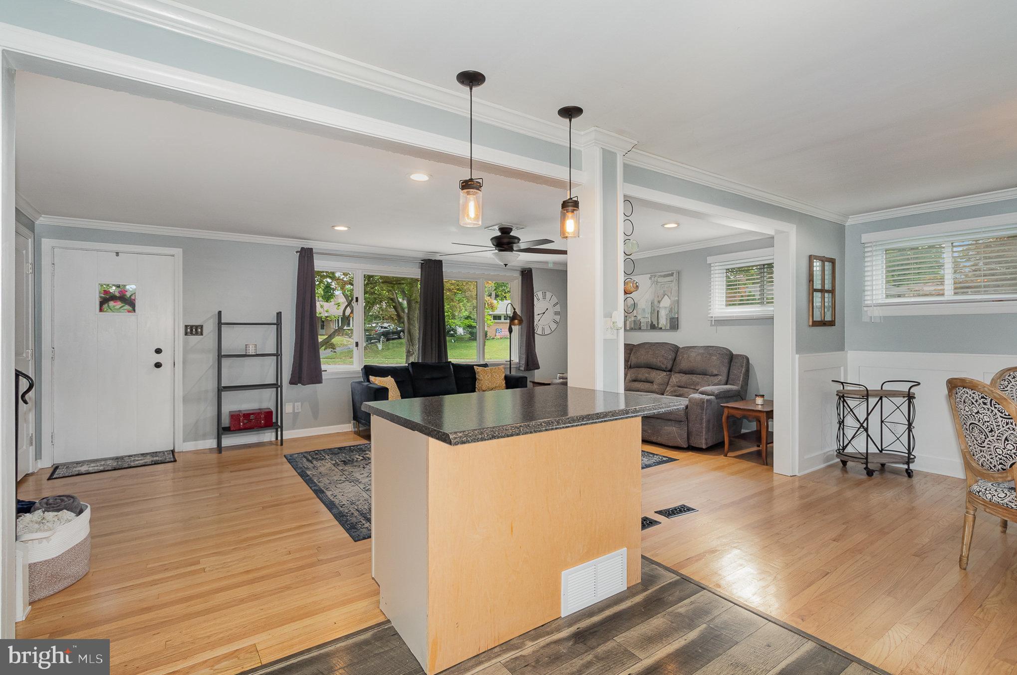 CEDAR CLIFF MANOR - Residential